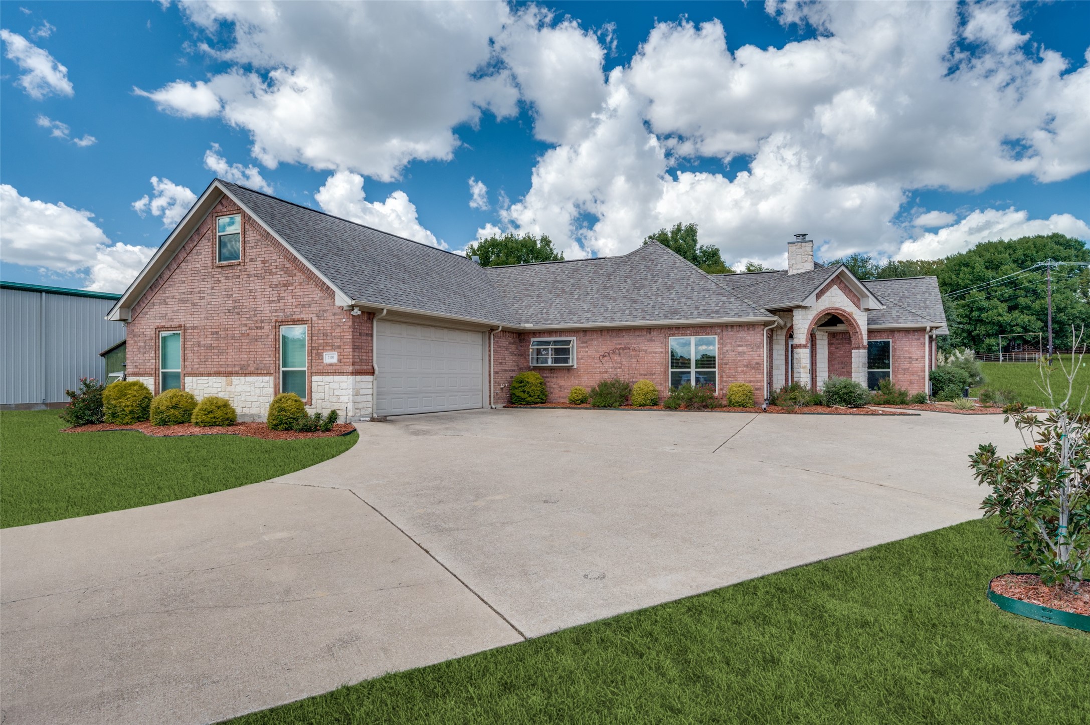 2110 COUNTY ROAD 168