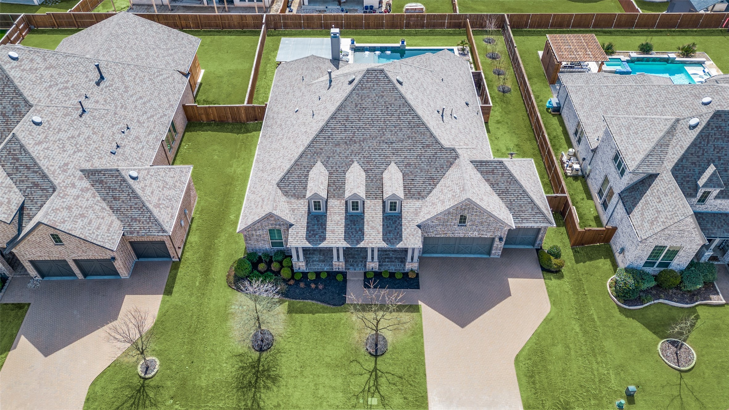 2905 TWIN EAGLES Drive