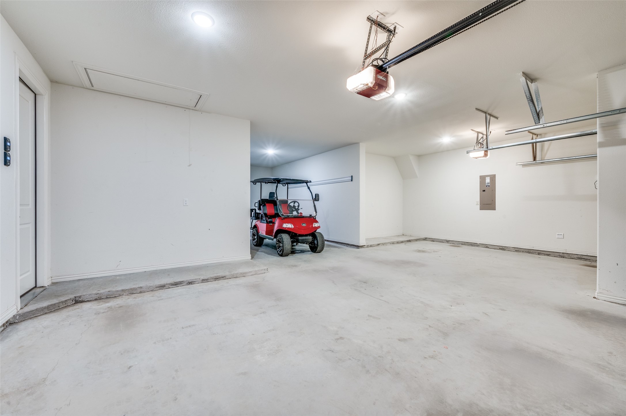 2905 TWIN EAGLES Drive