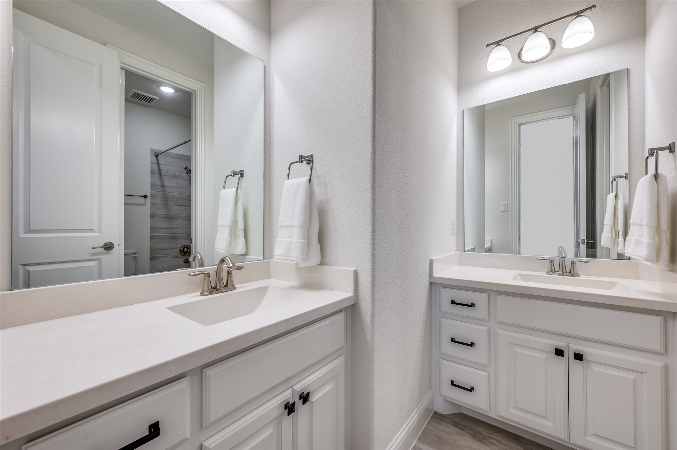 2905 TWIN EAGLES Drive