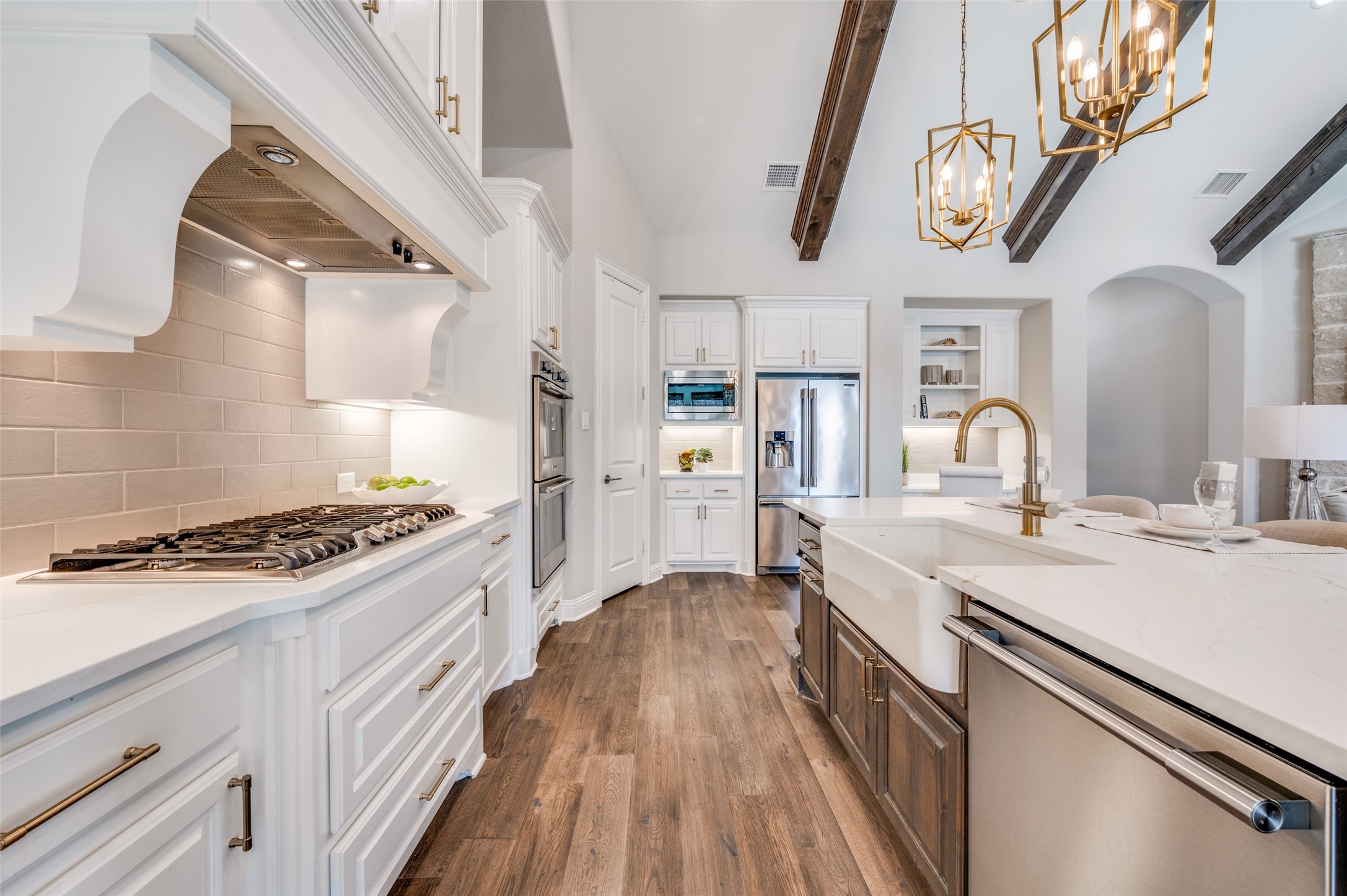 2905 TWIN EAGLES Drive