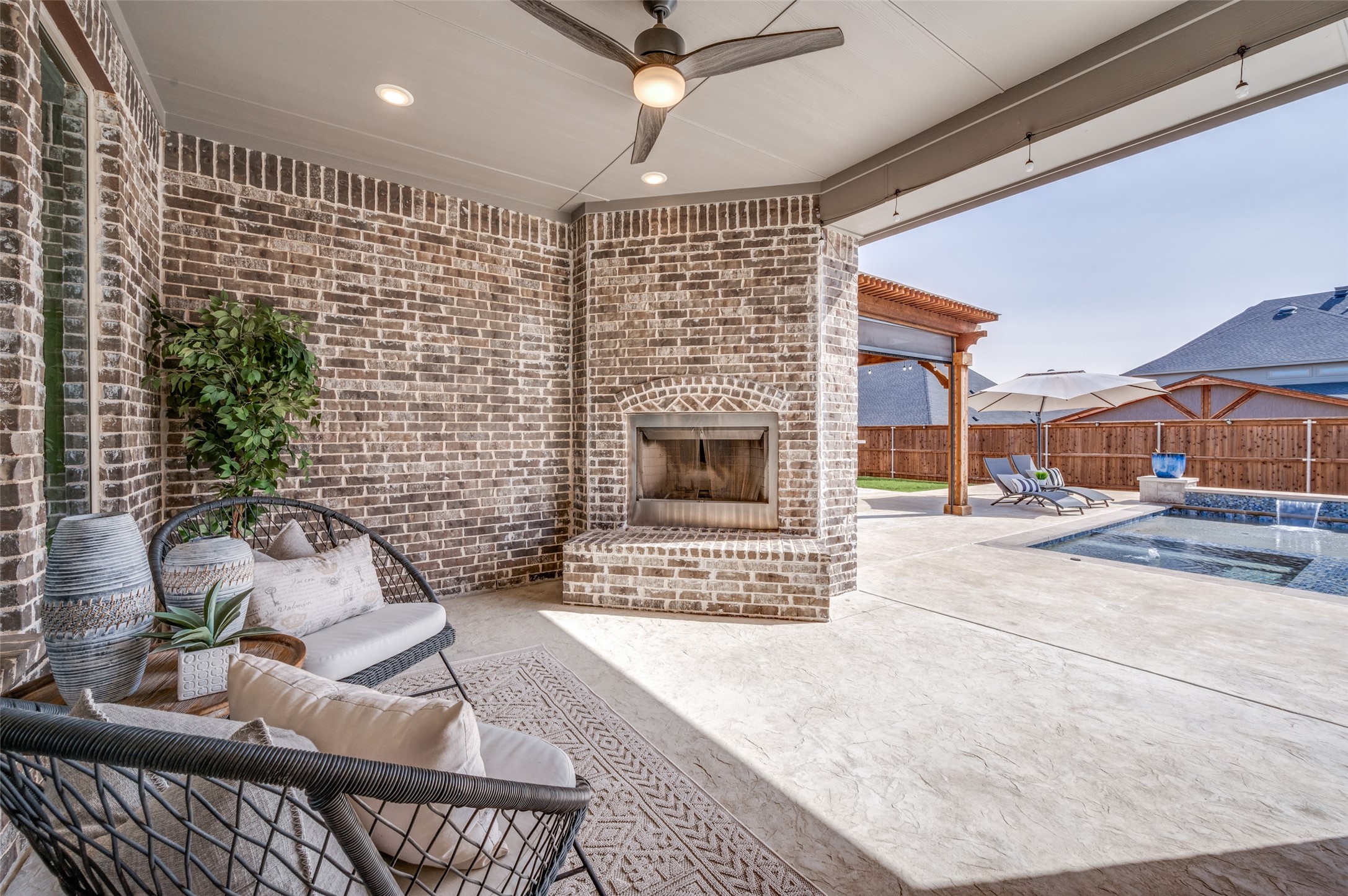 2905 TWIN EAGLES Drive