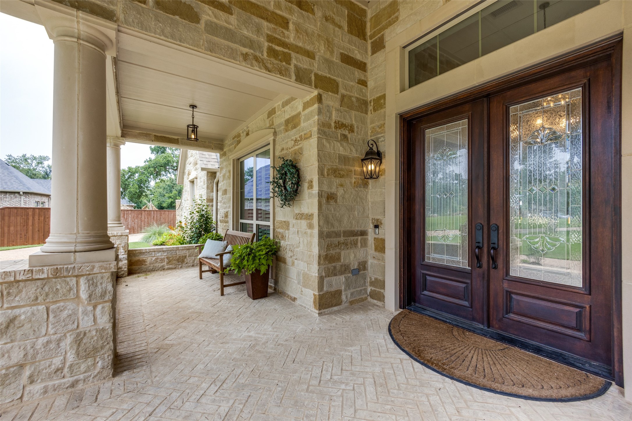 400 W Waters Edge Way