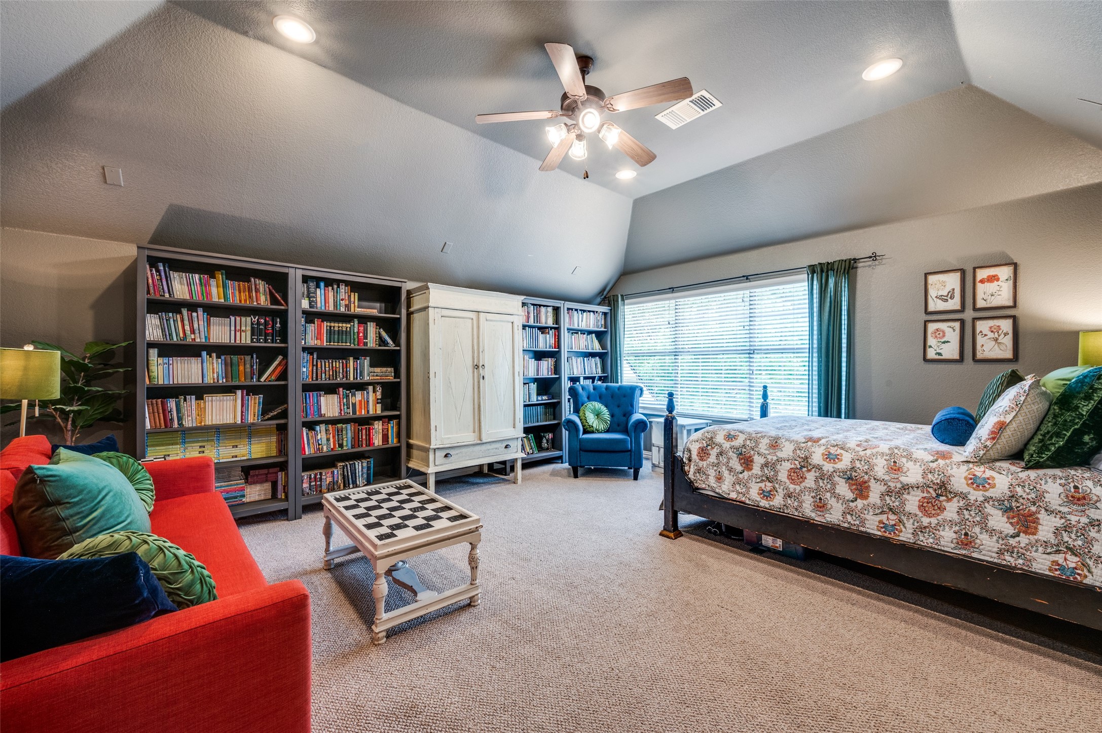 881 WILLOWMIST Drive