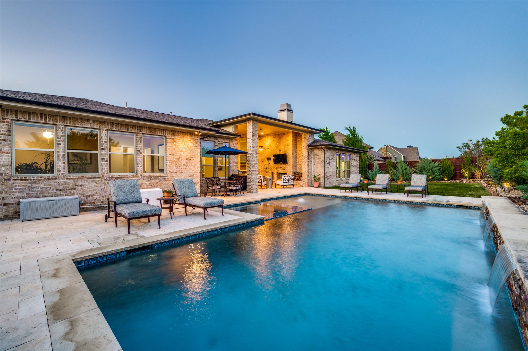 2500 GREENSPOINT Lane