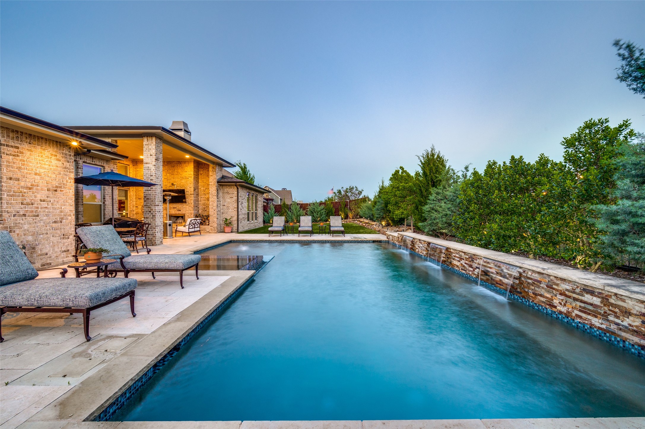 2500 GREENSPOINT Lane
