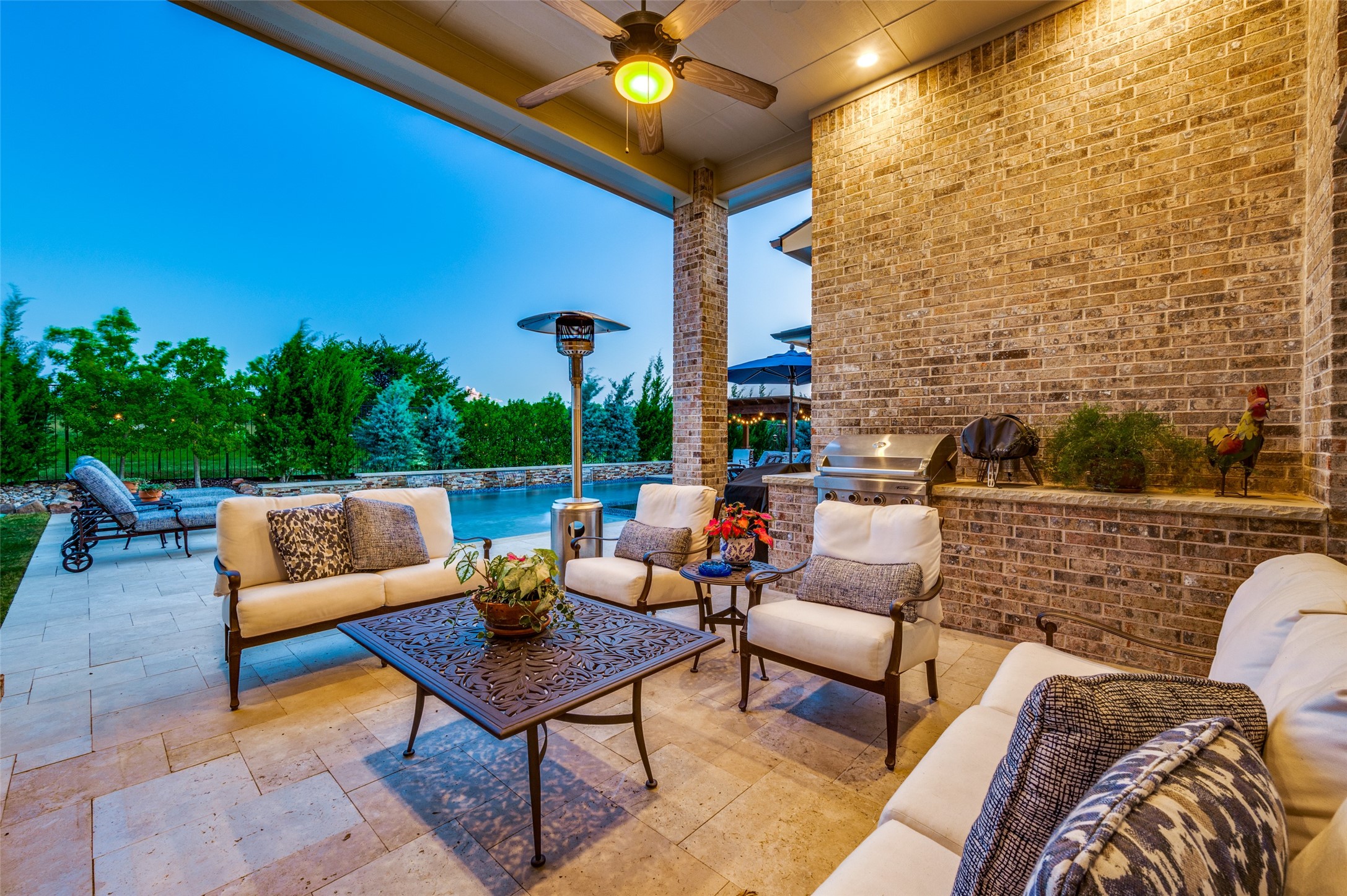 2500 GREENSPOINT Lane