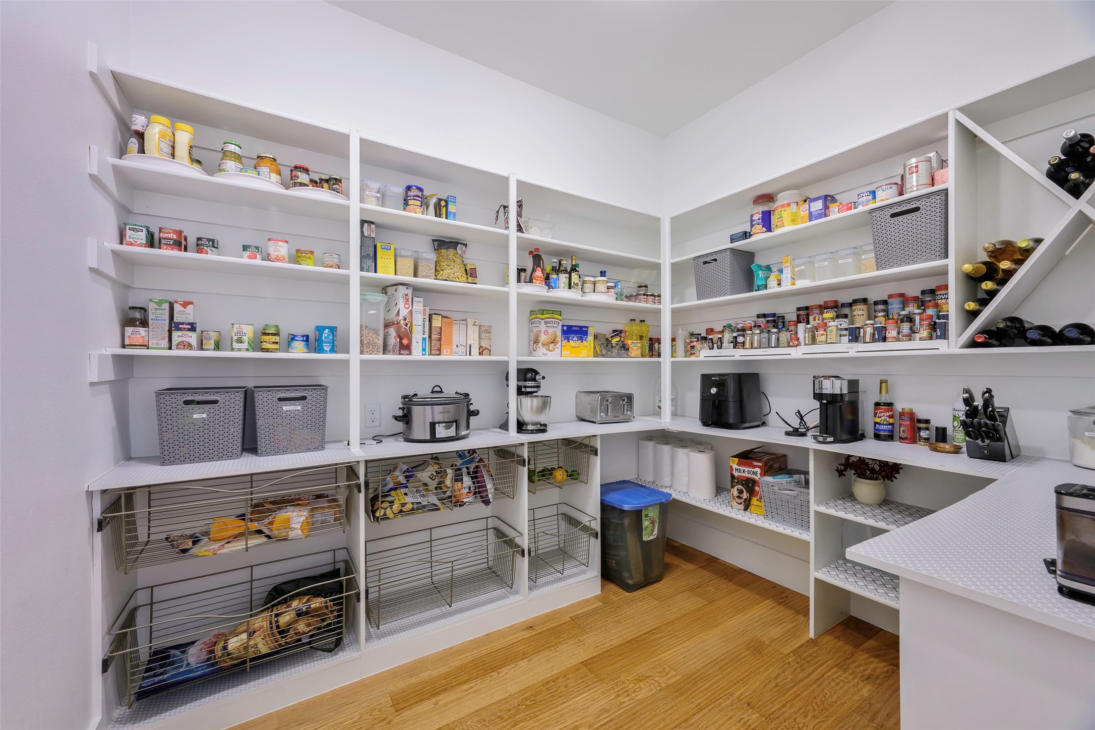 36 Mirror Lakes Court