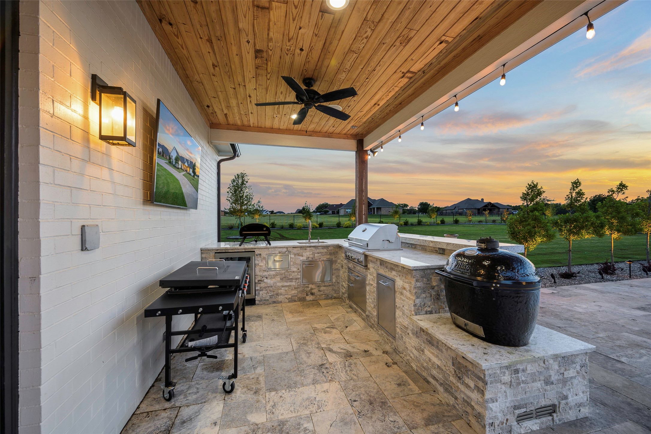 36 Mirror Lakes Court