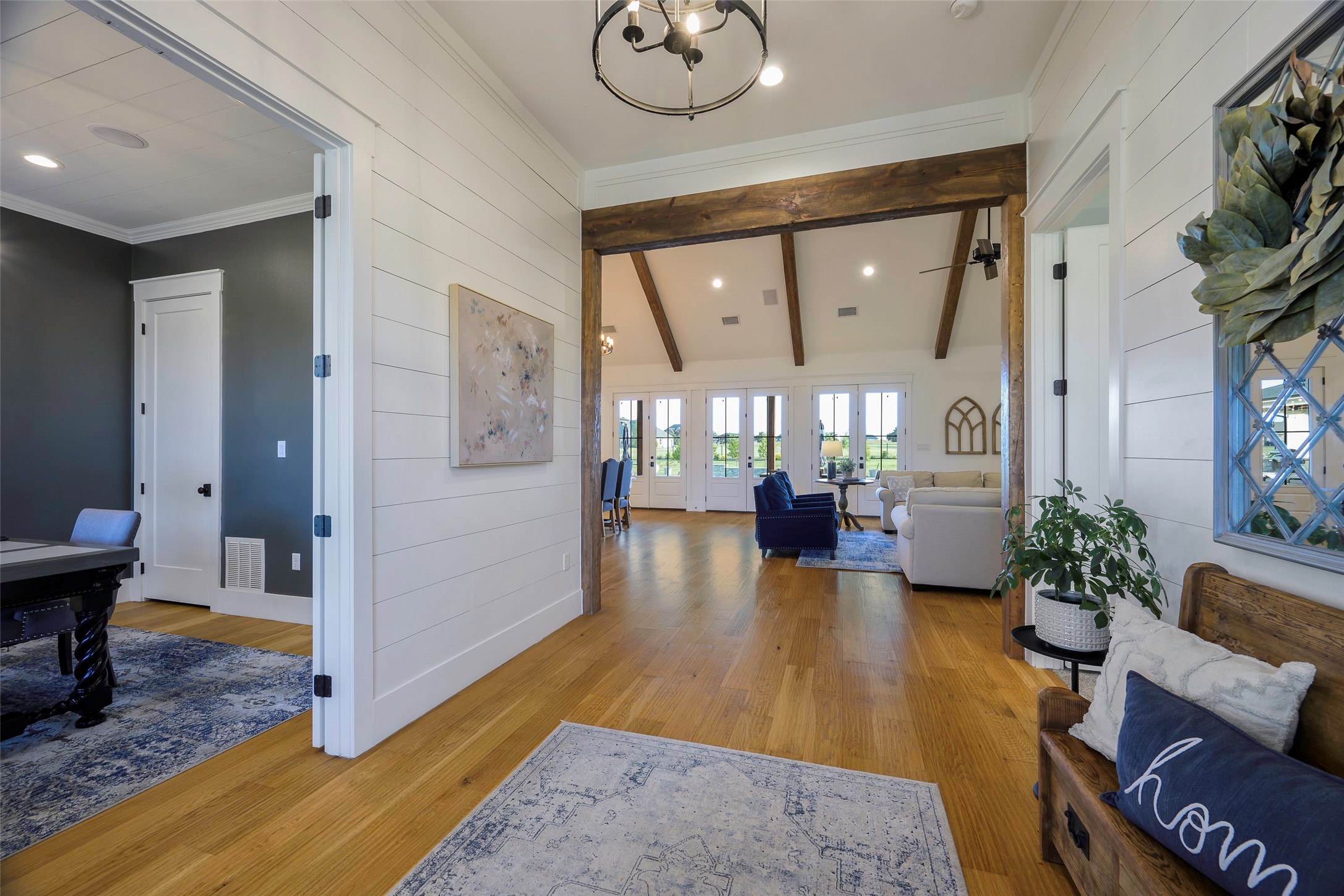 36 Mirror Lakes Court