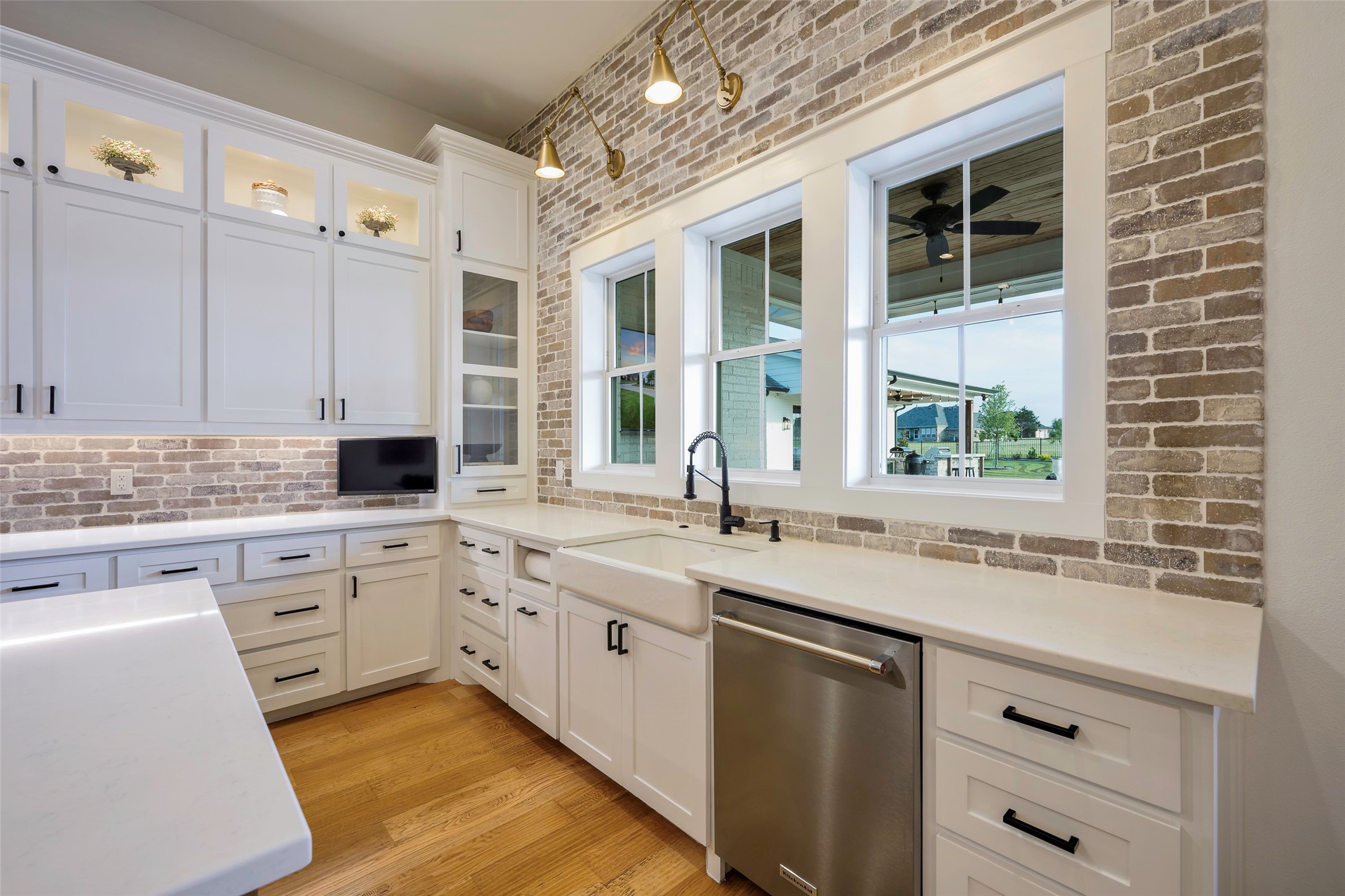 36 Mirror Lakes Court