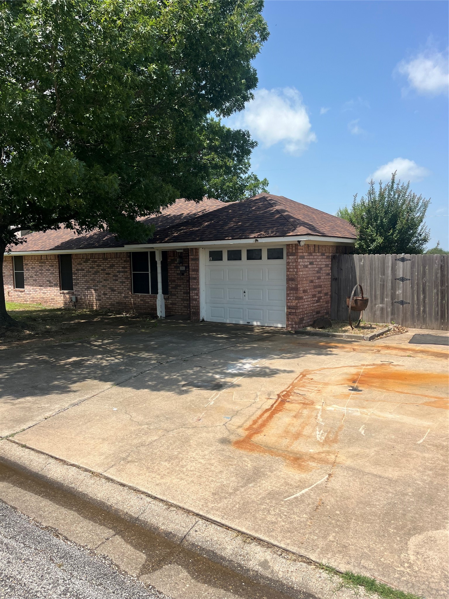 281 N Laramie Circle