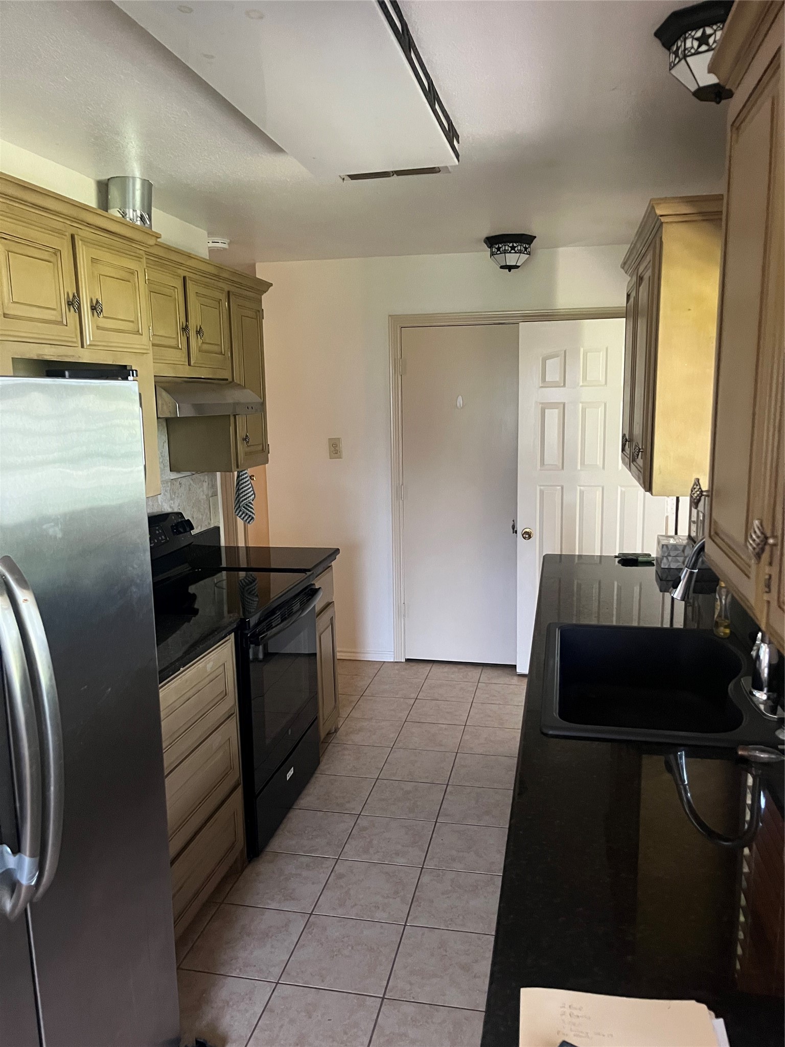 281 N Laramie Circle