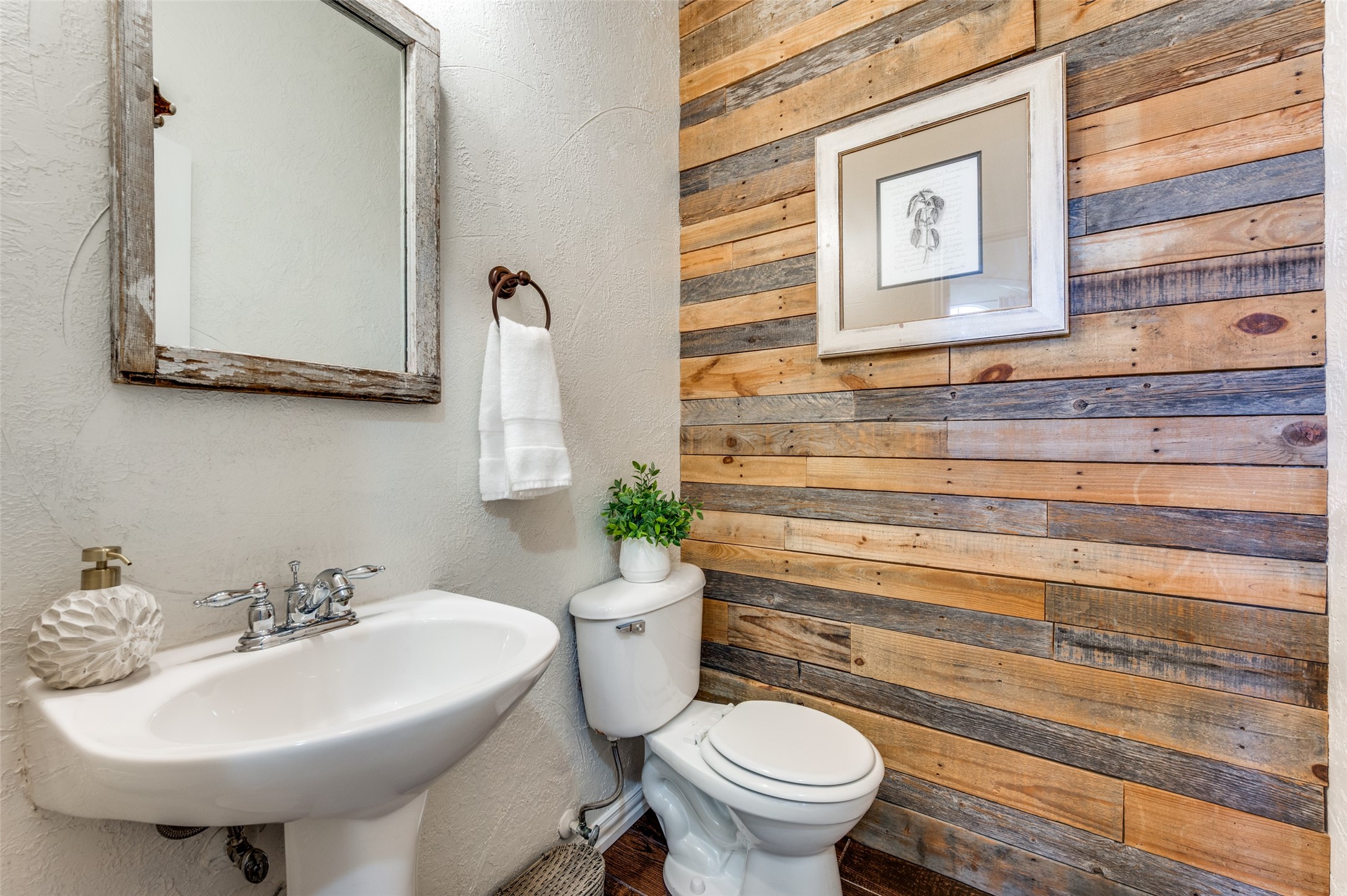 11538 CORSICANA Drive