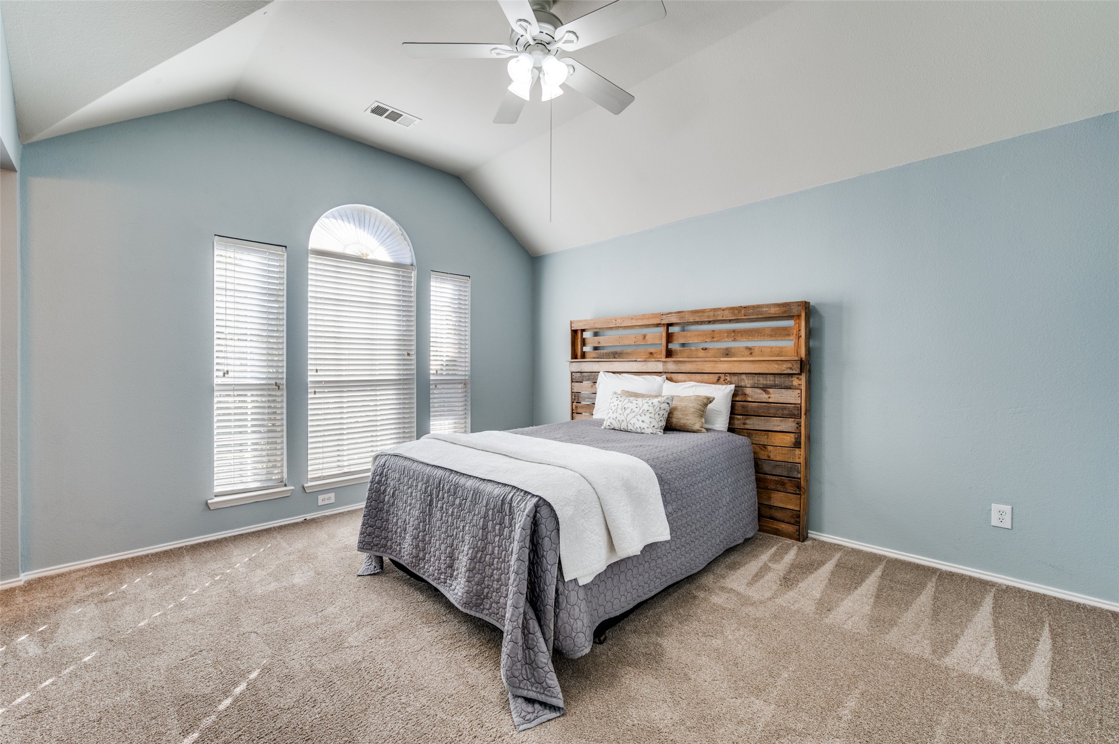 11538 CORSICANA Drive