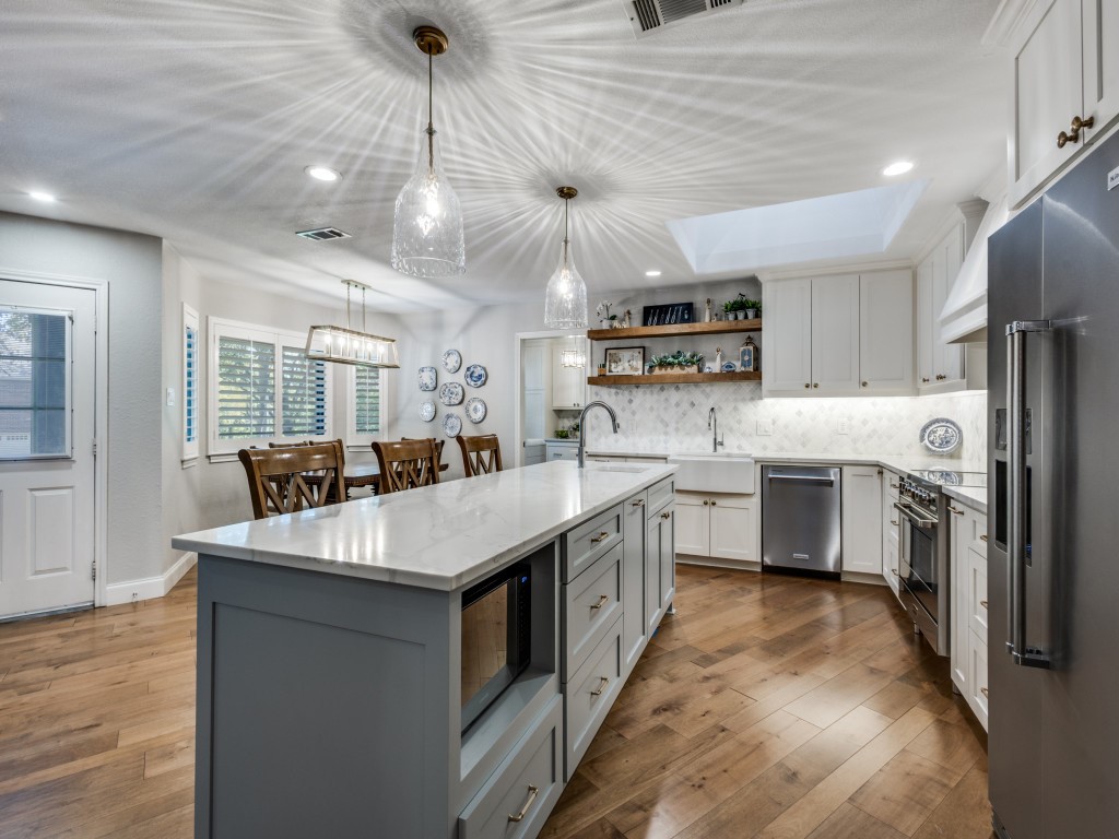 1000 Riva Ridge