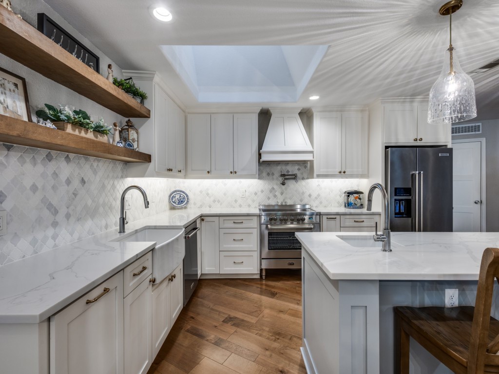 1000 Riva Ridge
