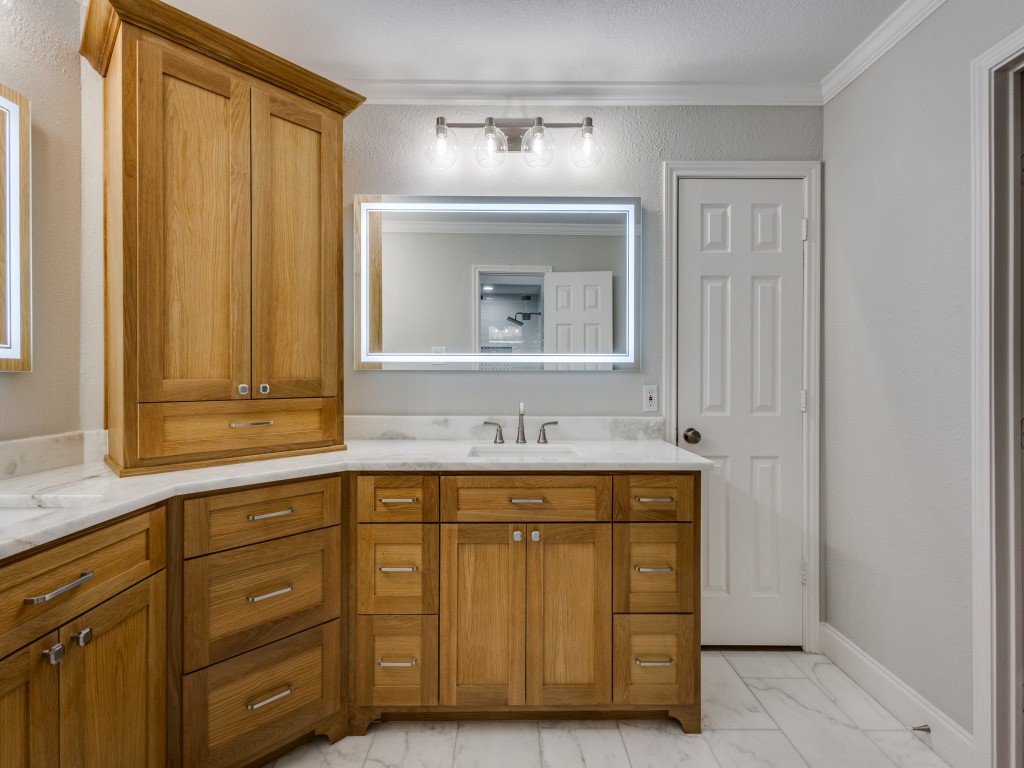 1000 Riva Ridge