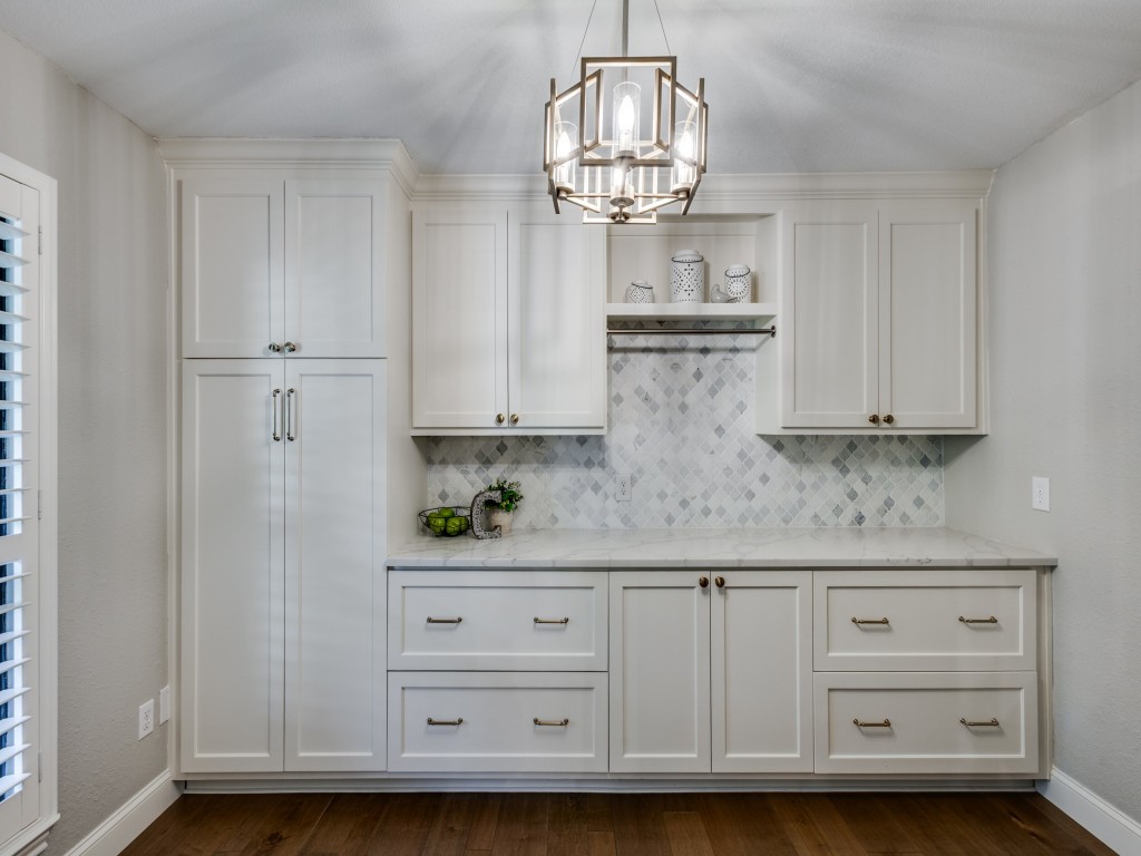 1000 Riva Ridge