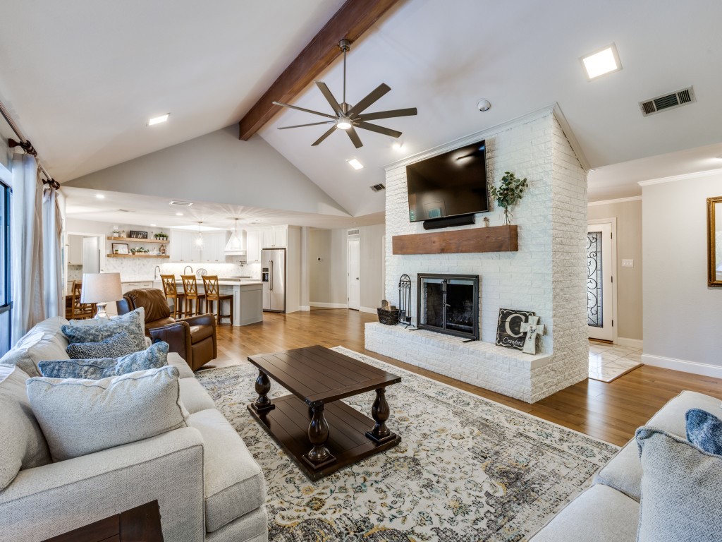 1000 Riva Ridge