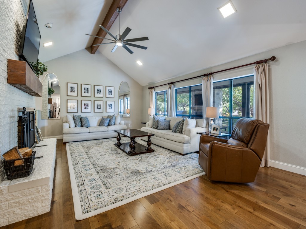 1000 Riva Ridge
