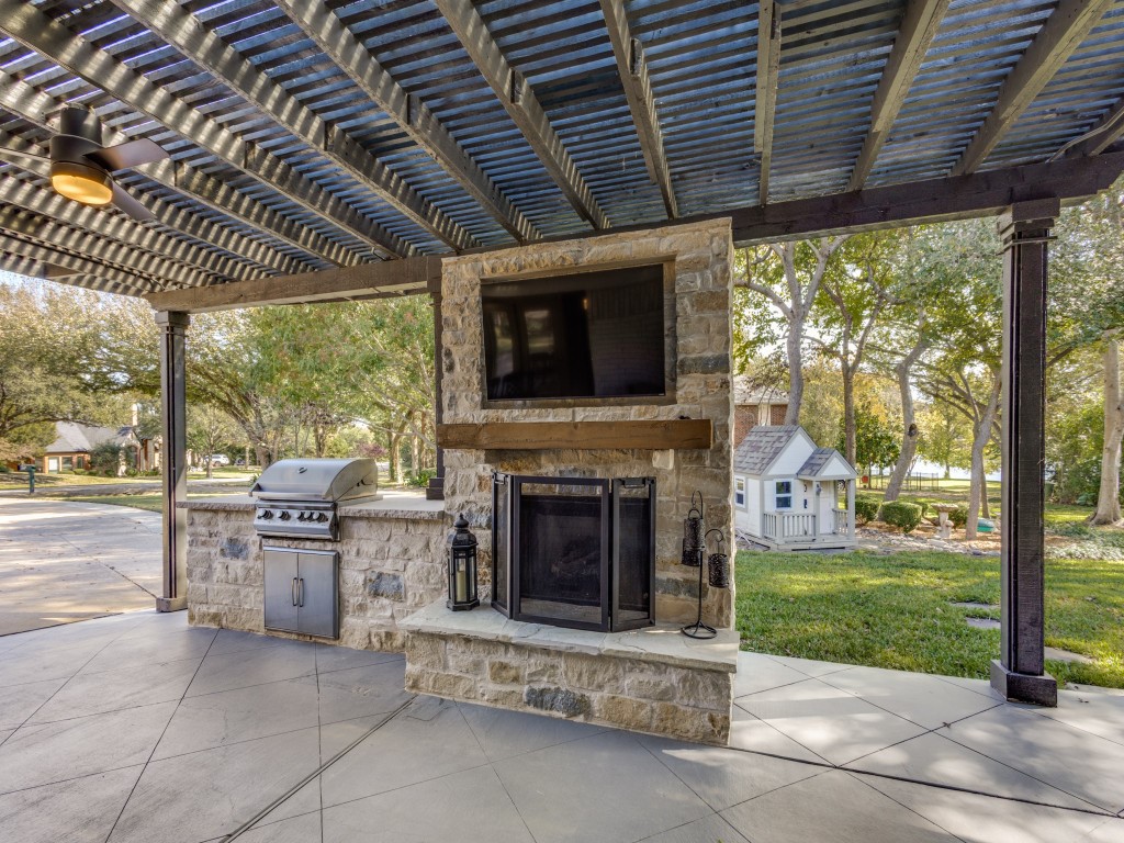 1000 Riva Ridge
