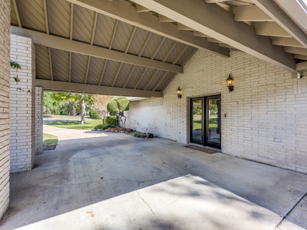 1000 Riva Ridge
