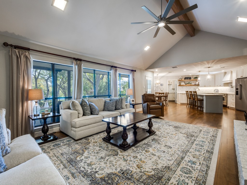 1000 Riva Ridge