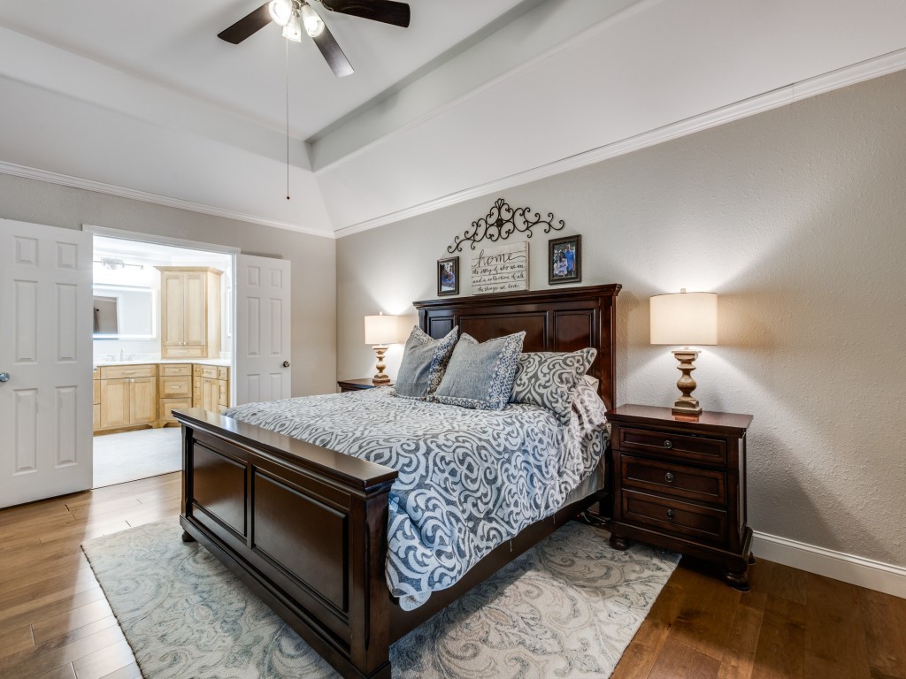 1000 Riva Ridge