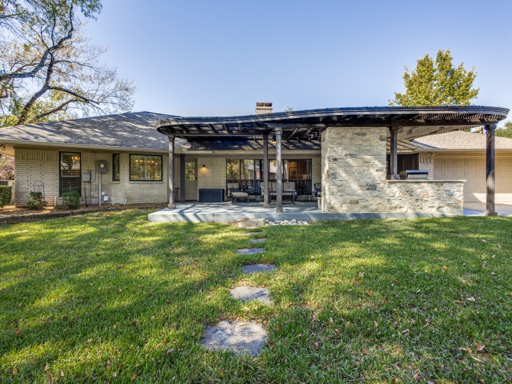 1000 Riva Ridge