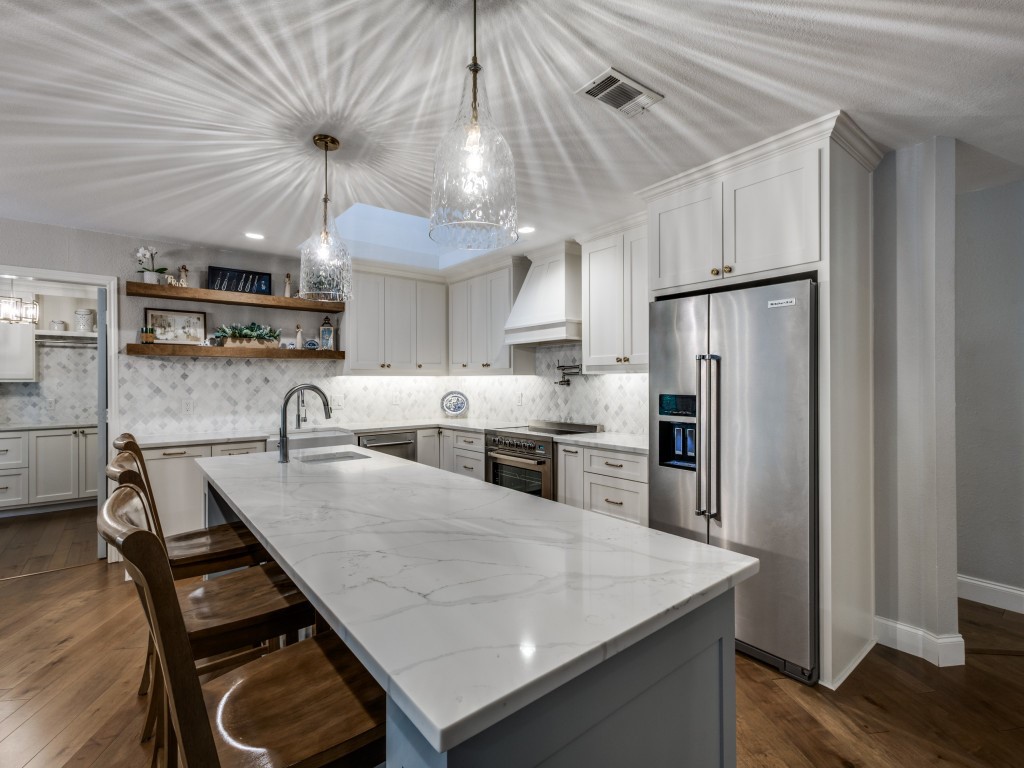 1000 Riva Ridge