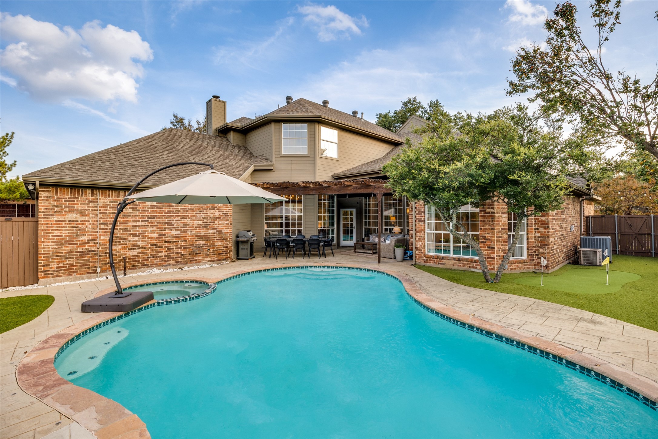 4409 Oak Knoll Drive