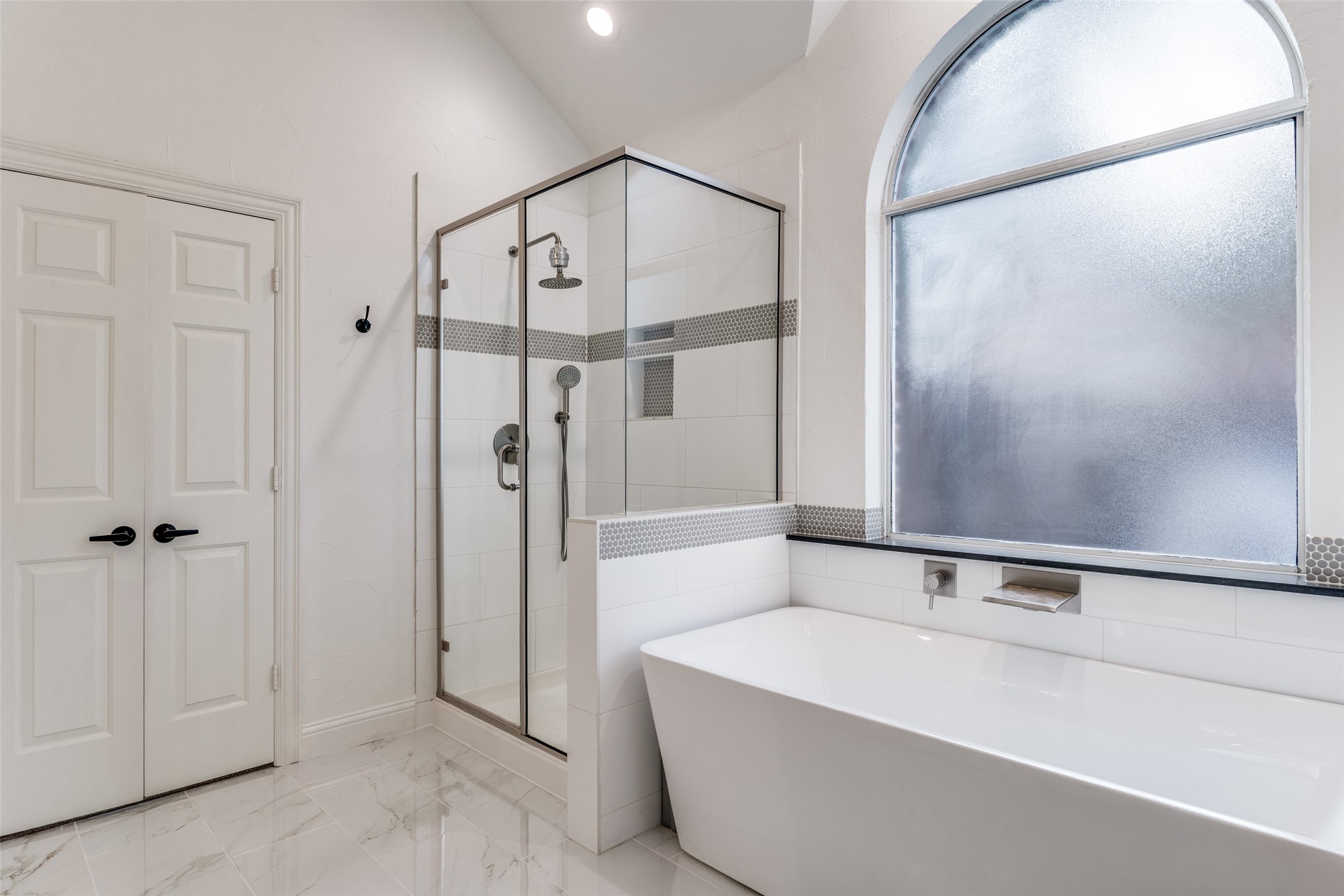 4409 Oak Knoll Drive