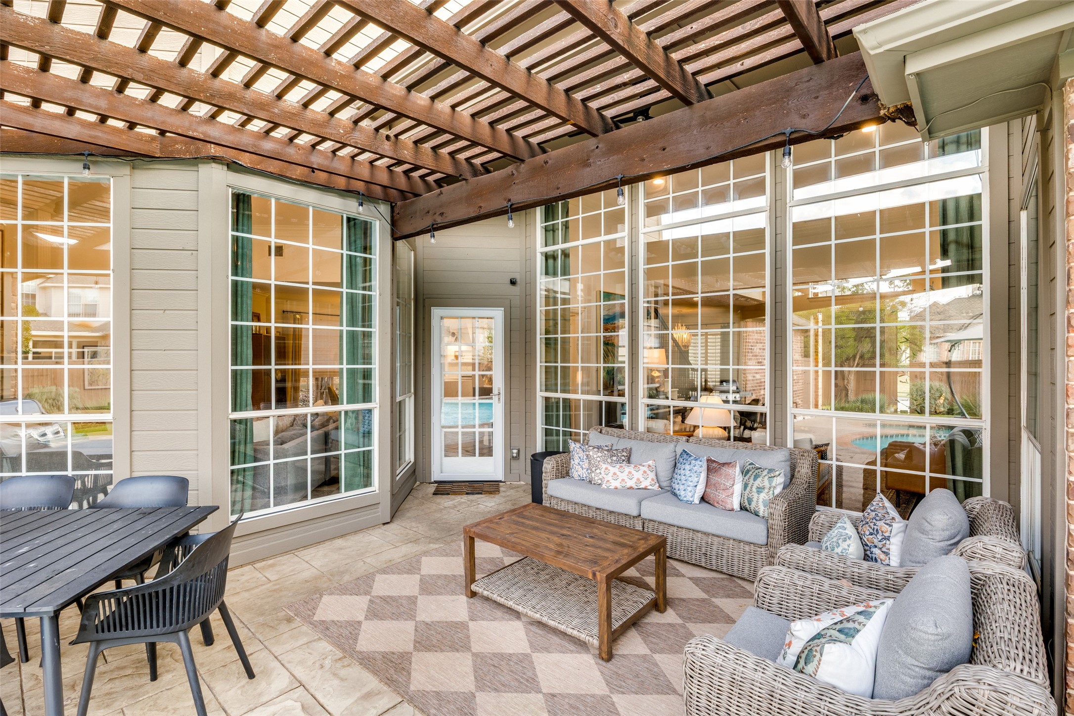 4409 Oak Knoll Drive