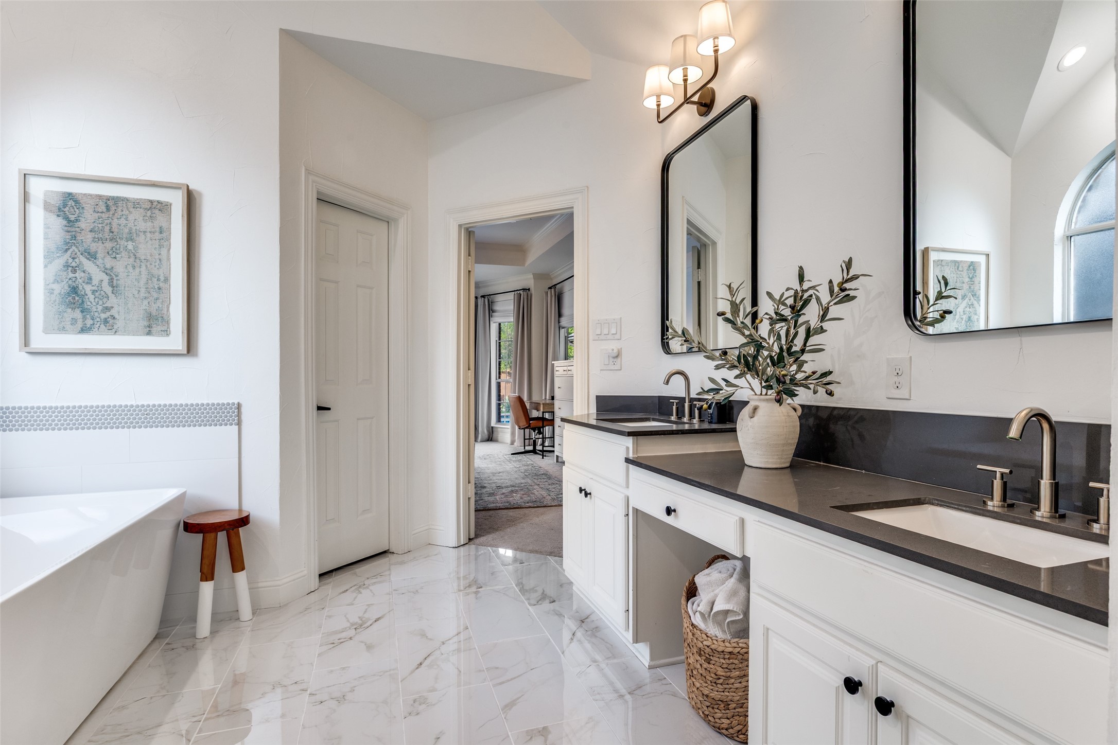 4409 Oak Knoll Drive