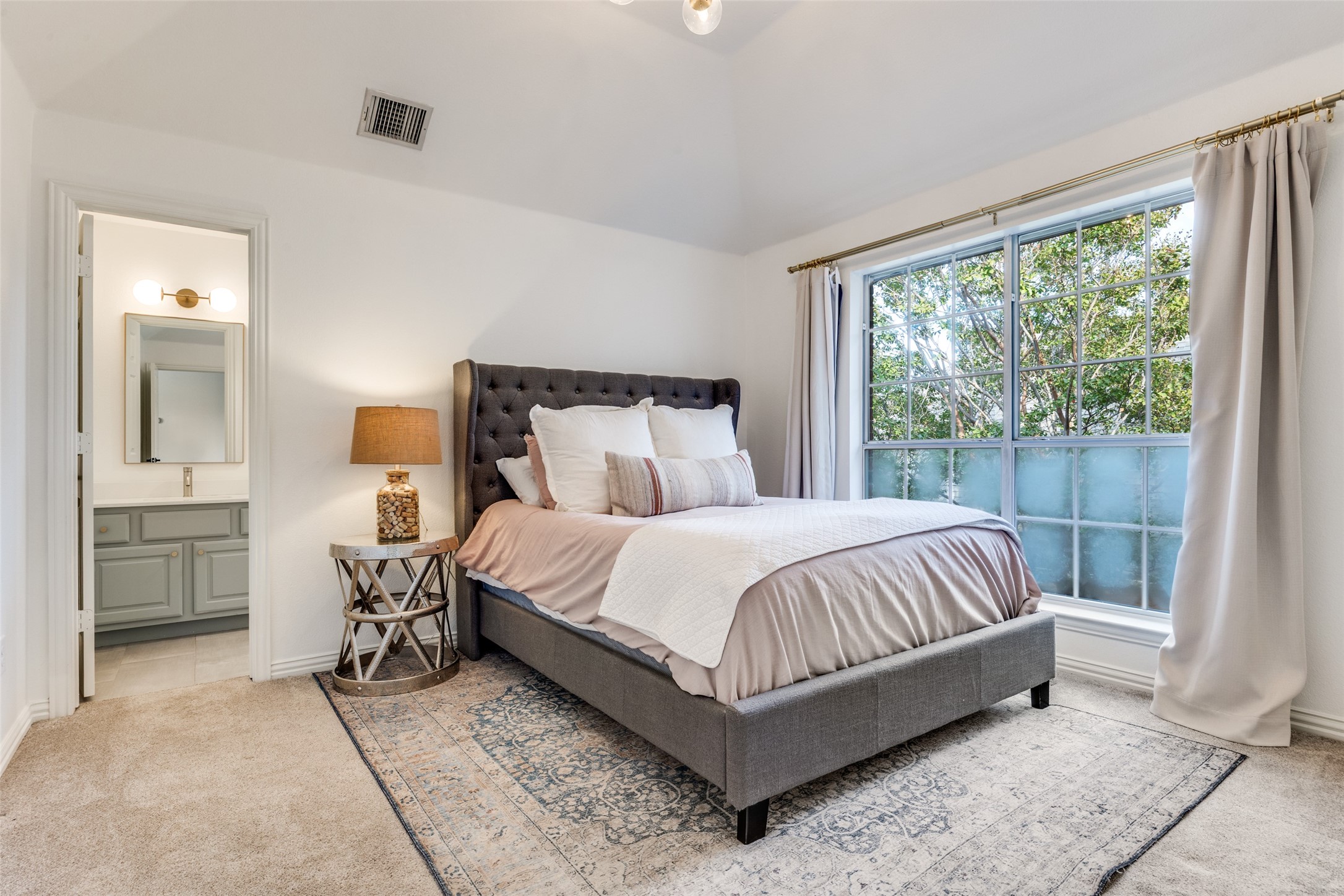 4409 Oak Knoll Drive