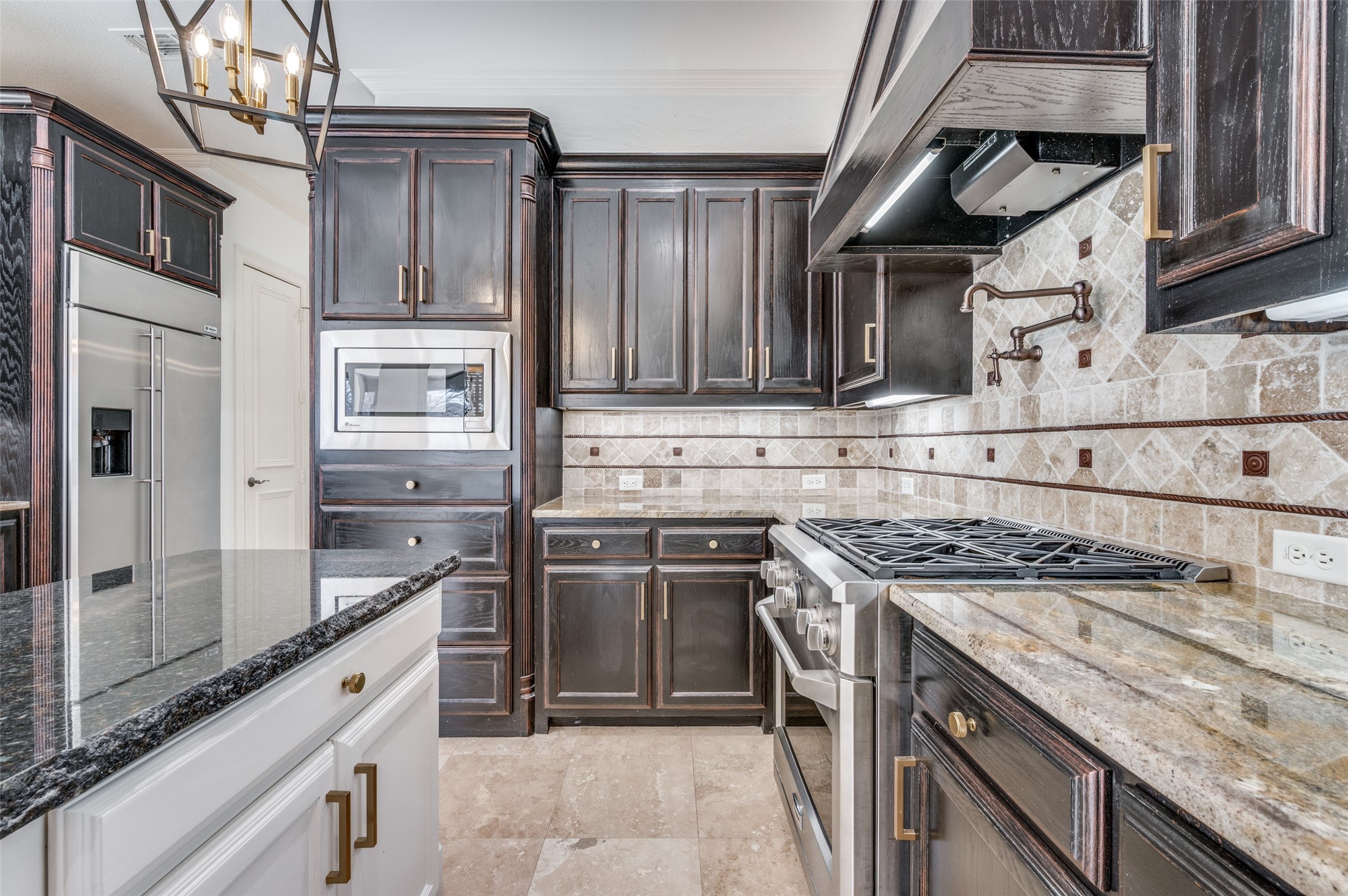 1513 HACKETT CREEK Drive