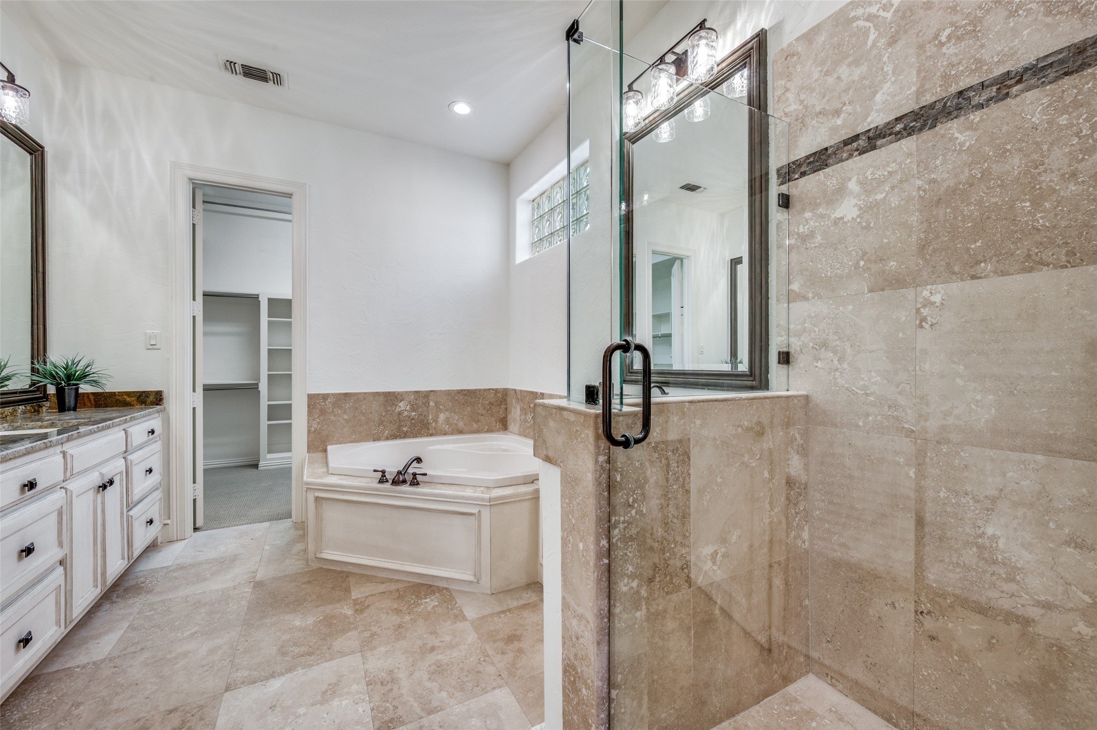 1513 HACKETT CREEK Drive