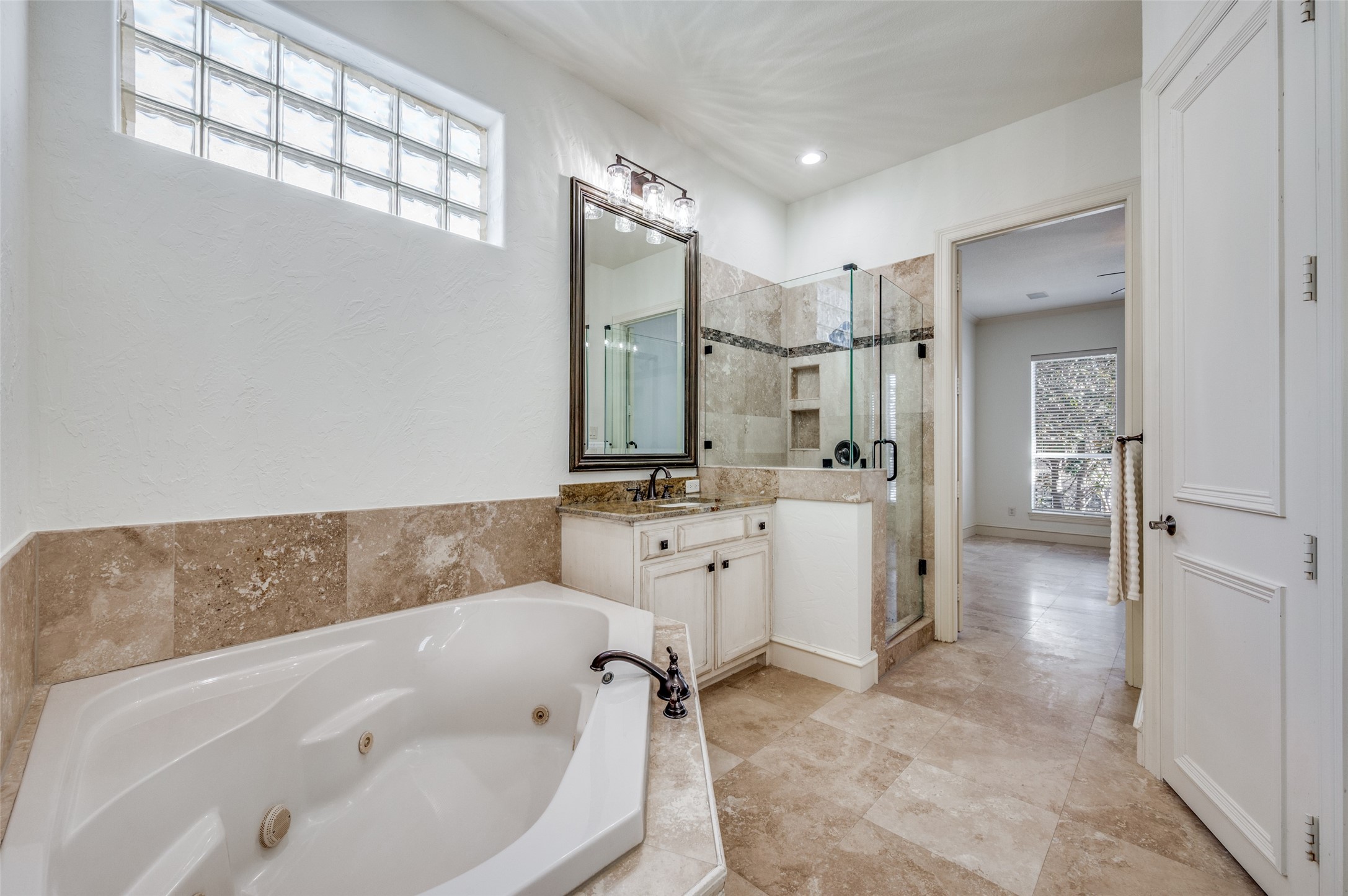 1513 HACKETT CREEK Drive