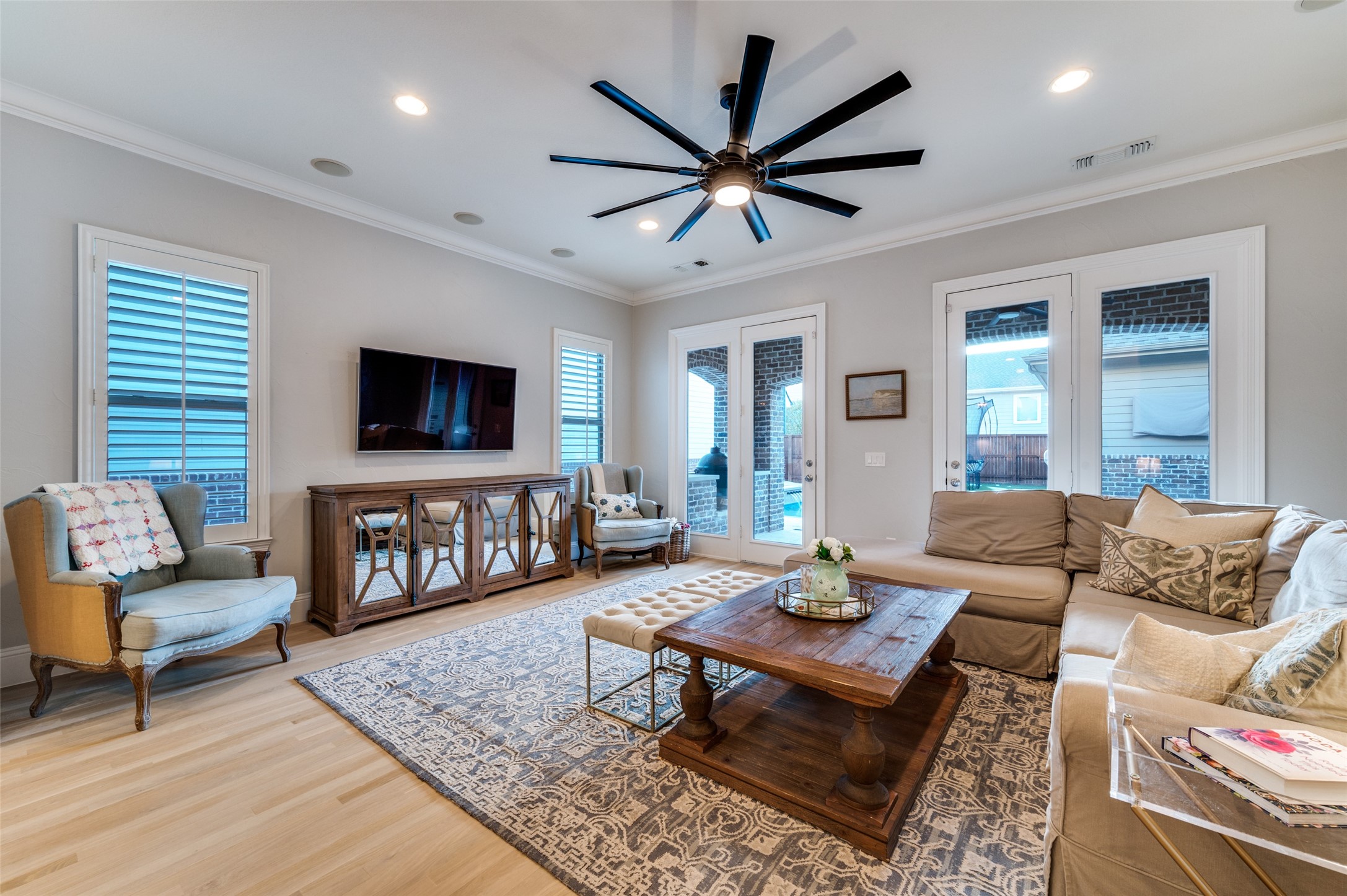 2305 STATE Boulevard