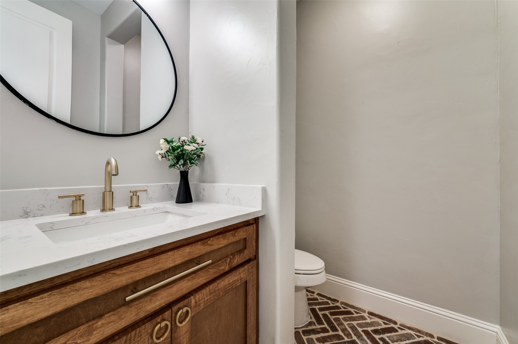 2305 STATE Boulevard