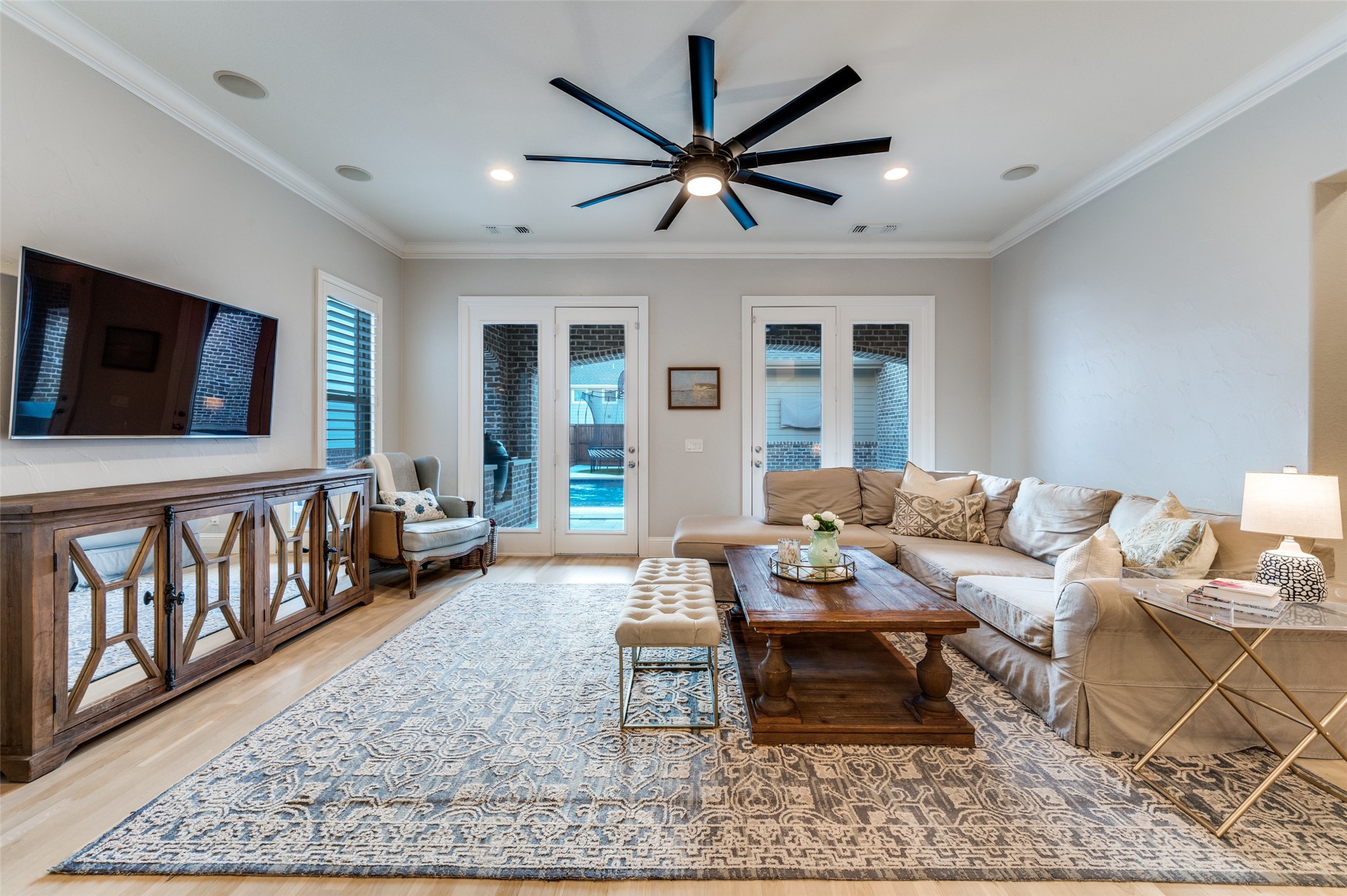 2305 STATE Boulevard