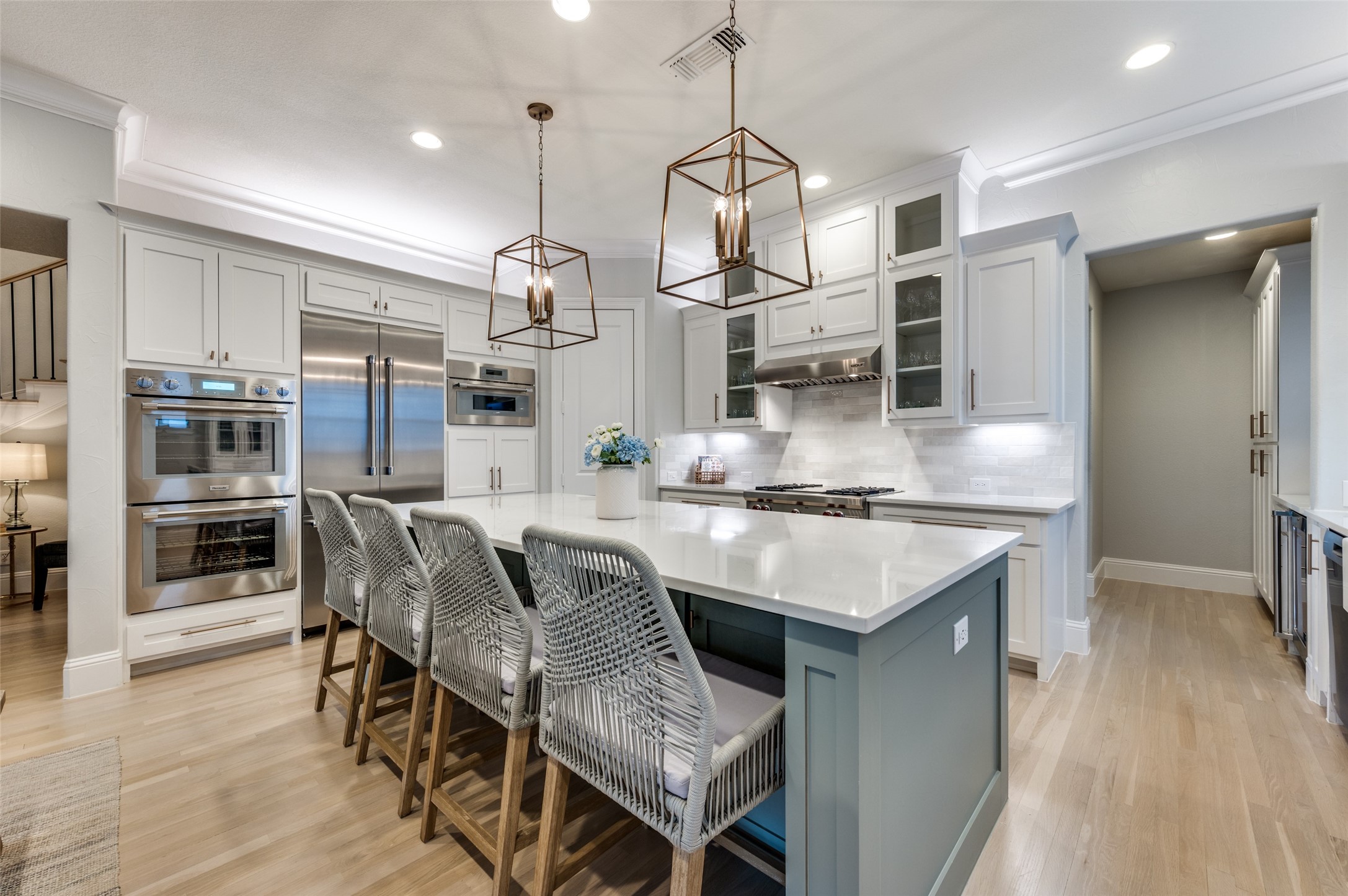 2305 STATE Boulevard