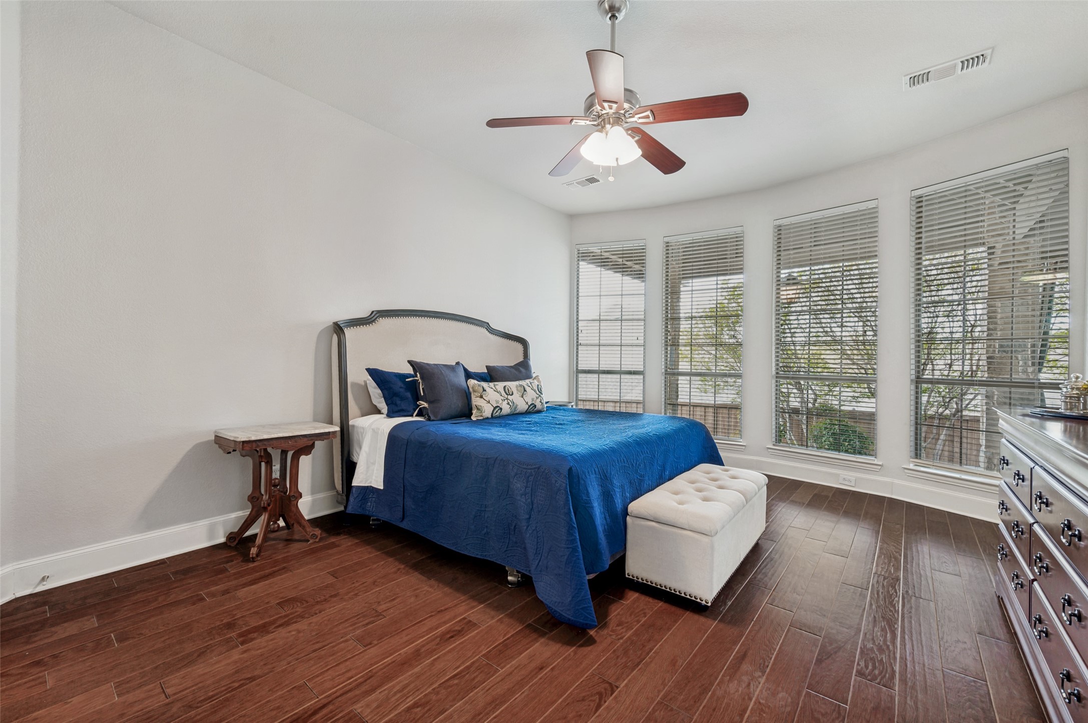 960 WILLOW RIDGE Drive