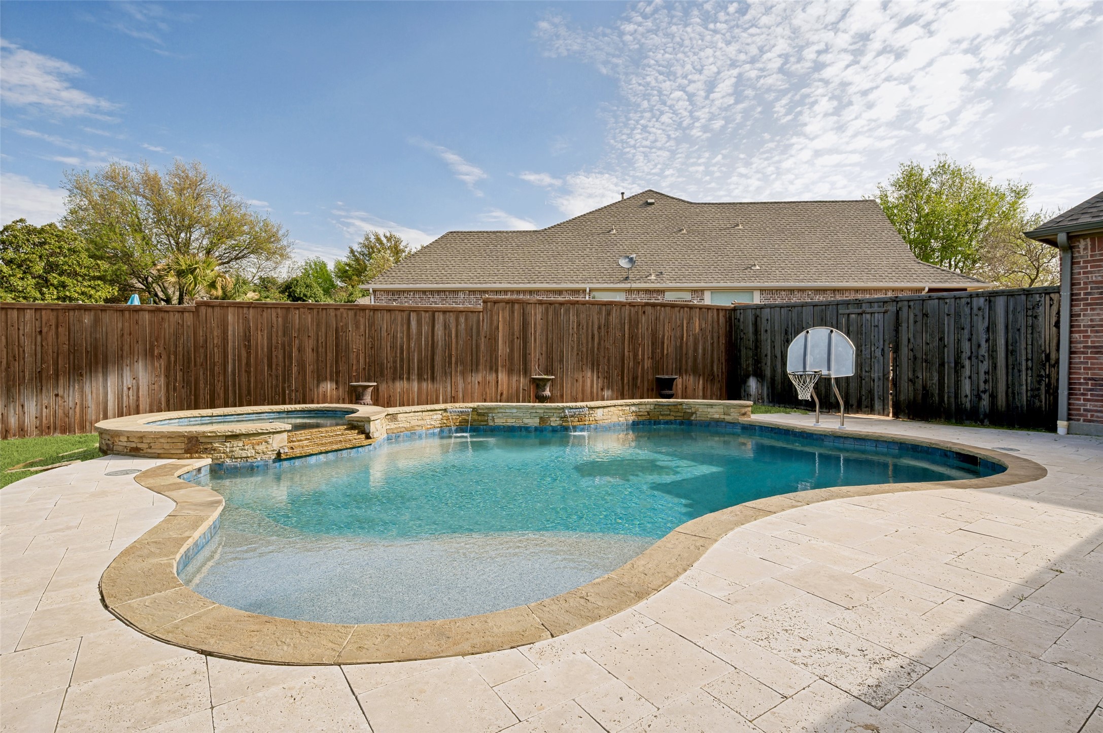 960 WILLOW RIDGE Drive