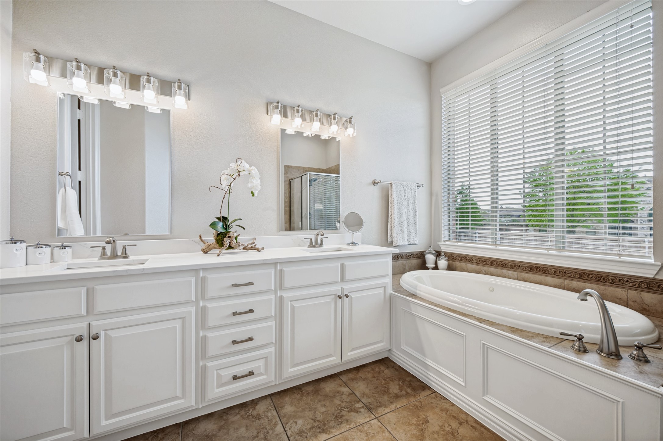 960 WILLOW RIDGE Drive