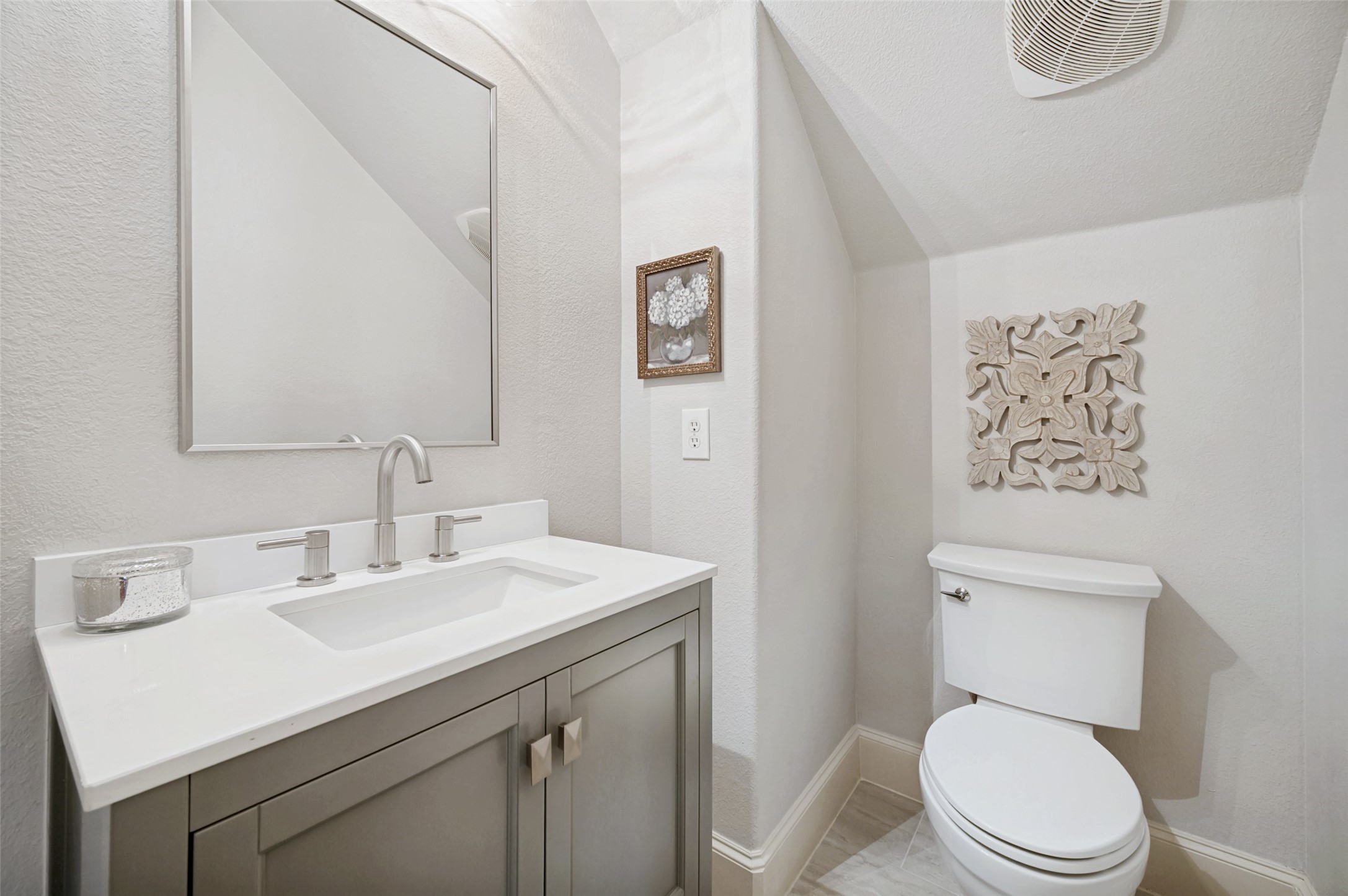 960 WILLOW RIDGE Drive