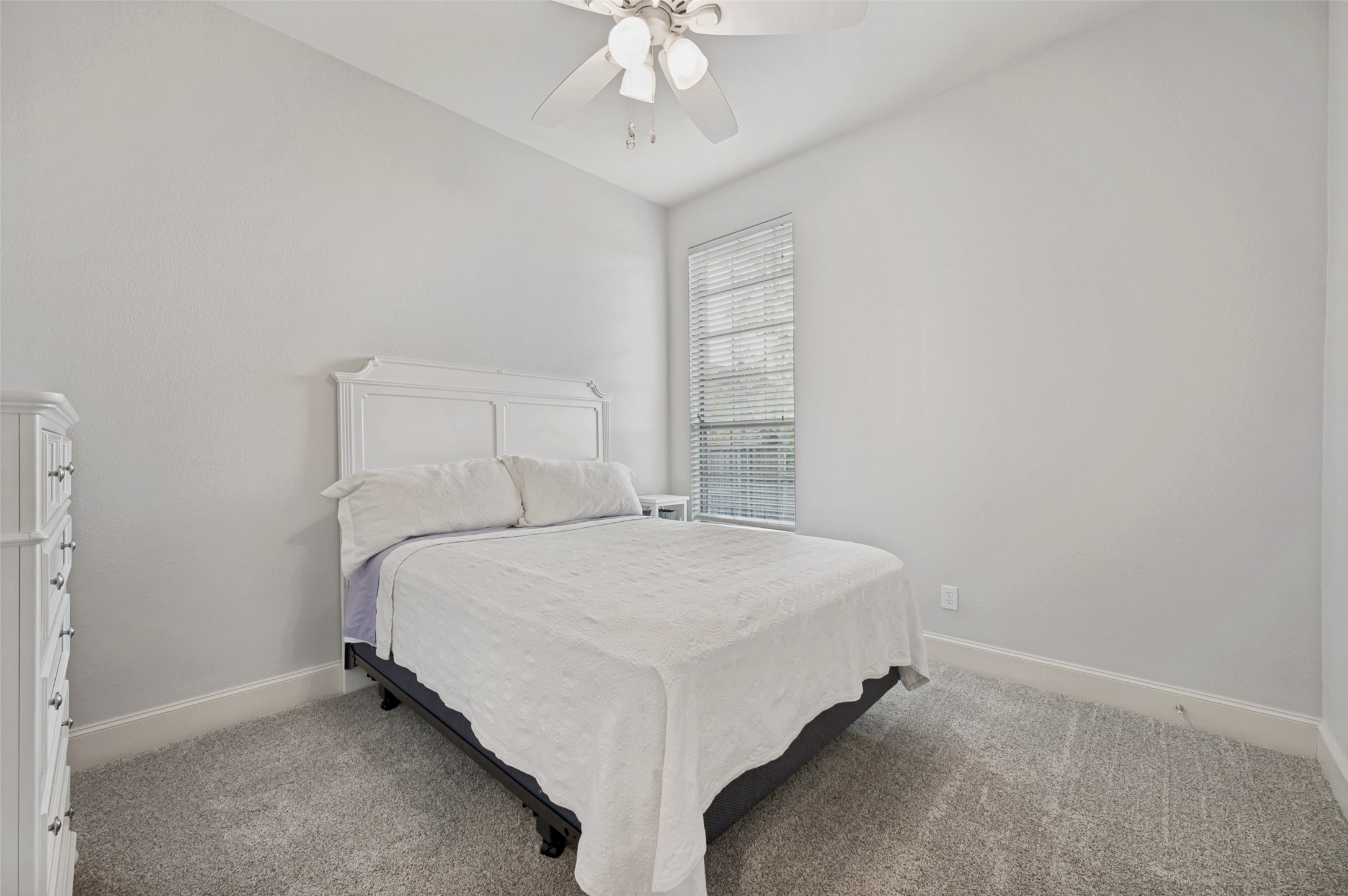 960 WILLOW RIDGE Drive