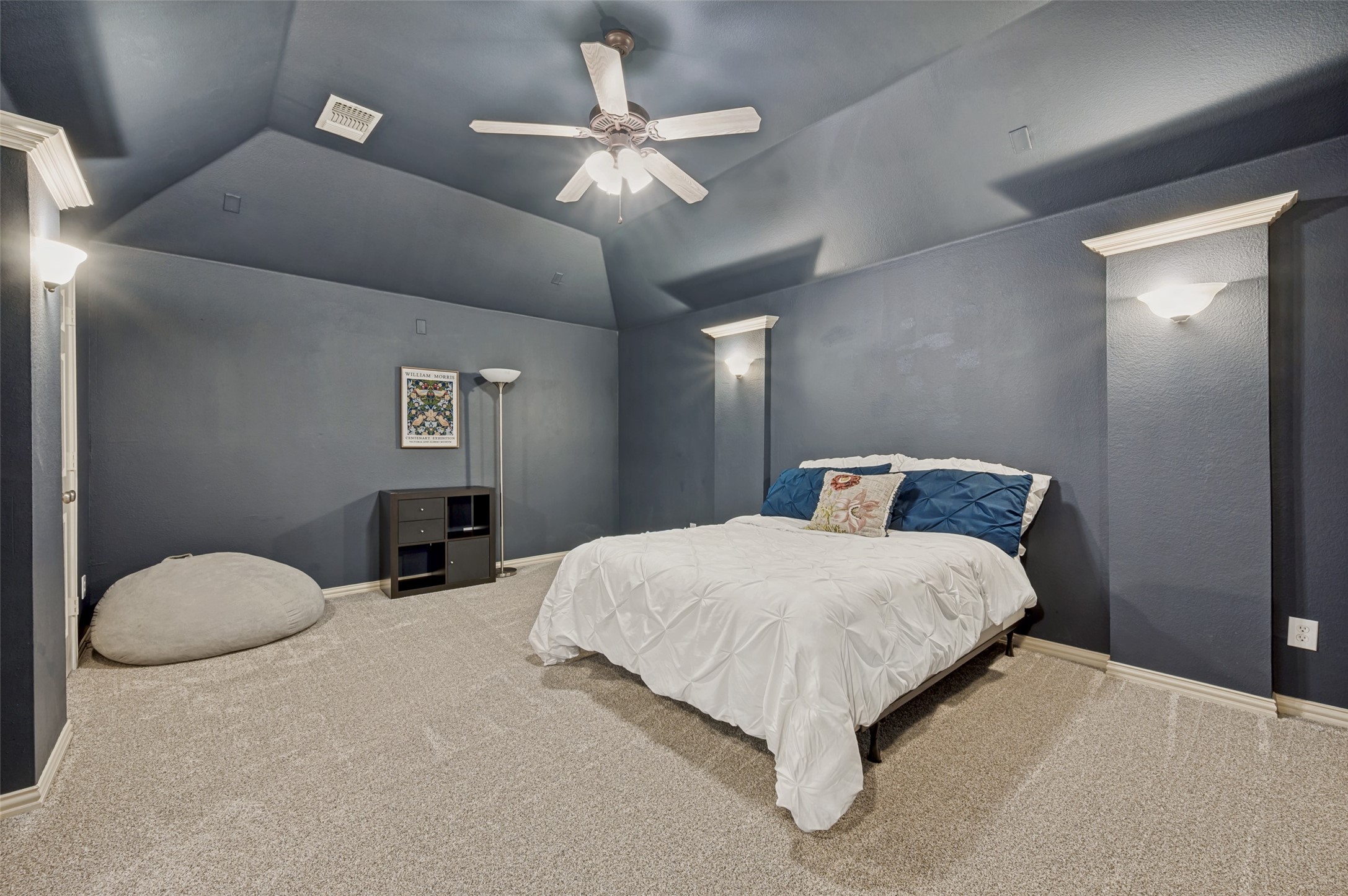 960 WILLOW RIDGE Drive