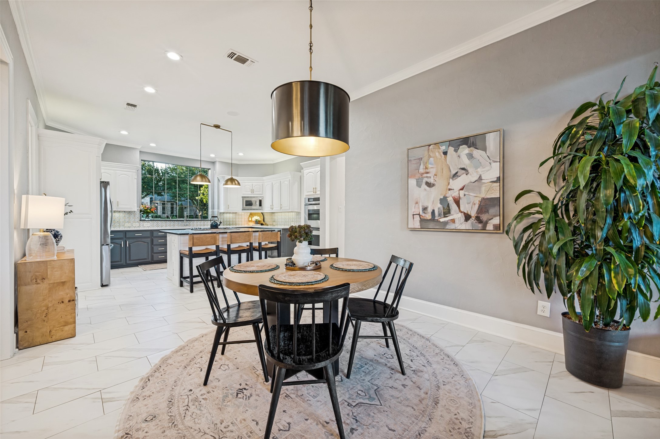 2860 CREEK VIEW Court